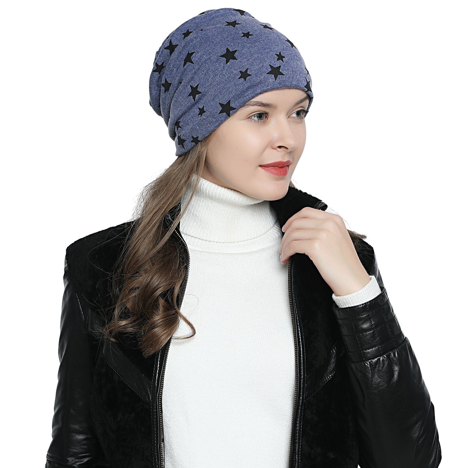 DonDon Beanie Damen Slouch mit Print (Packung, 1-St) Wintermütze, Beanie mit Pailletten-, Strass- oder Sternenprint, Teddyfleece blau mit Sternen