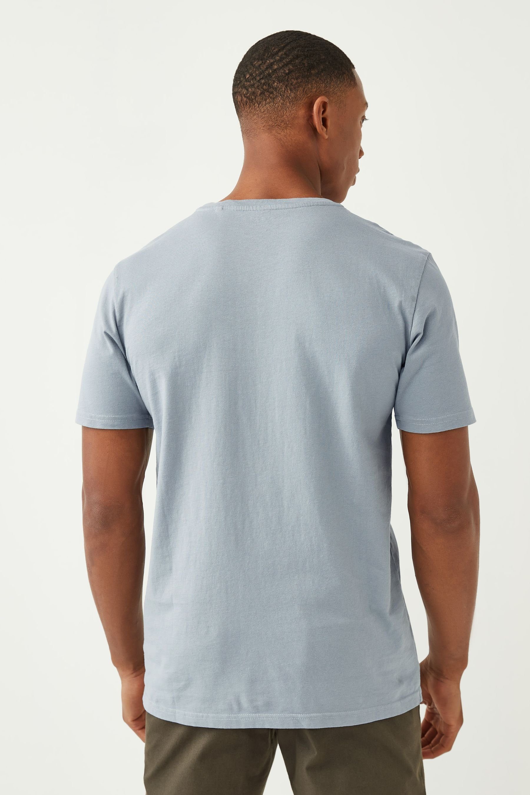 Next T-Shirt Slim Fit Rundhals-T-Shirt (1-tlg) günstig online kaufen