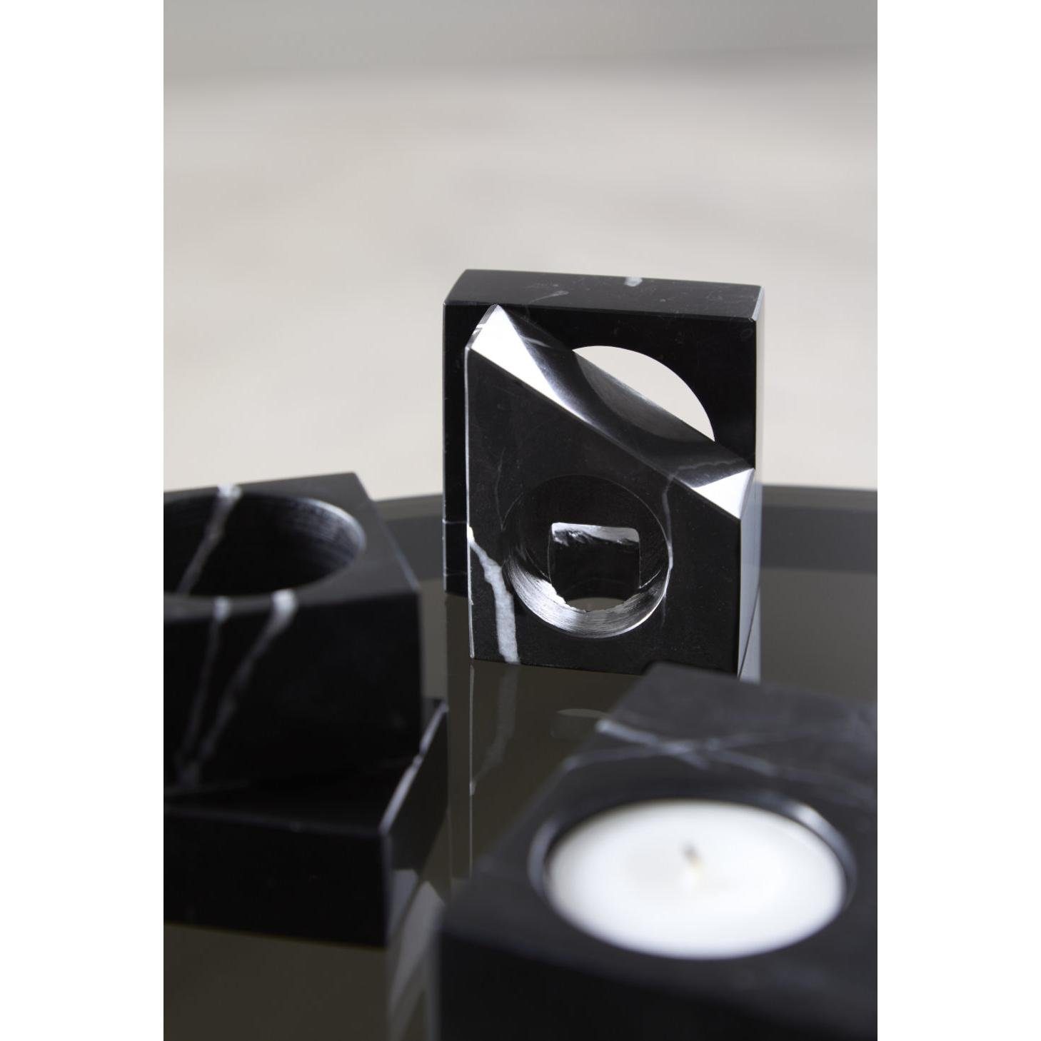 De Kerzenhalter Dés Schwarz Woud 2 Marmor Kerzenhalter (6x4,6x6 cm) Je