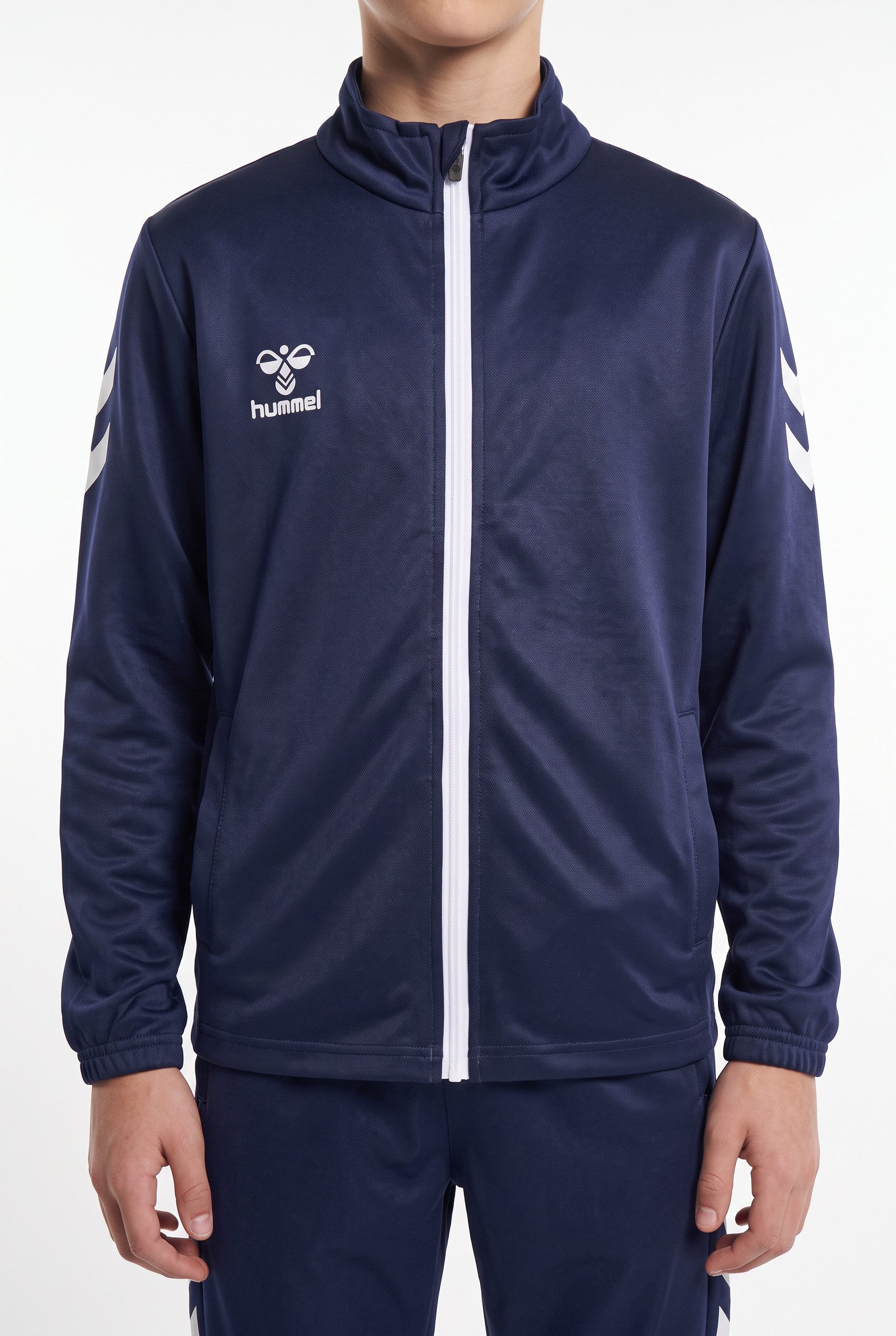 hummel Trainingsanzug HMLLOGO SUIT KIDS (2-tlg), 2-teiliges Set, mit Reißverschluss, pflegeleicht, aus Polyester
