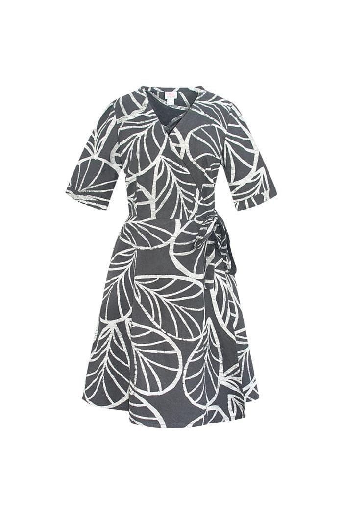 Global Mamas Wickelkleid Wrap Dress 3/4 - Canopy Charcoal - Grau Handgebatikt in Ghana · Unikat · Fair Trade zertifiziert (WFTO)