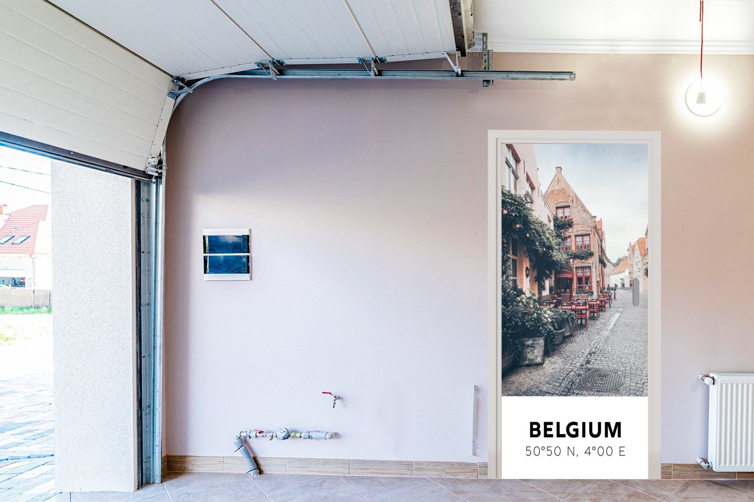75x205 St), Belgien - Café (1 bedruckt, - cm - Tür, MuchoWow Rot, Türaufkleber, für Matt, Türtapete Terrasse Fototapete