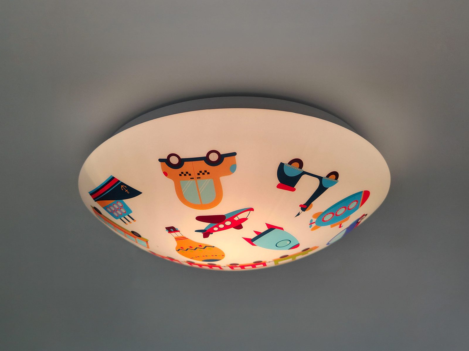 niermann LED Deckenleuchte mit bunten Fahrzeugen Motiv, Ø 35cm, Dimmfunktion, Über Schalter in 3 Stufen dimmbar, LED wechselbar, Warmweiß, Coole Kinder-Lampe flach für die Decke im Jugendzimmer