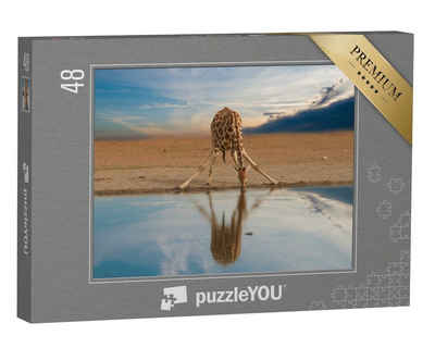 puzzleYOU Puzzle Trinkende Giraffe am Wasserloch in Namibia, 48 Puzzleteile, puzzleYOU-Kollektionen Safari, Giraffen, Tiere in Savanne & Wüste