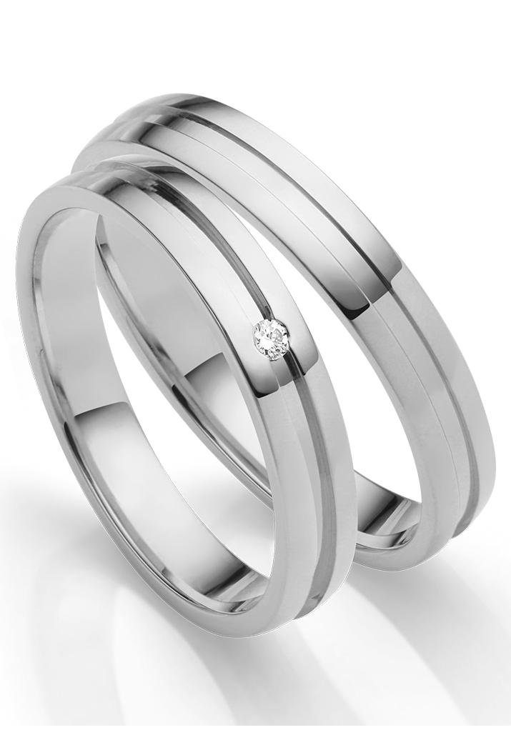 Firetti Trauring Schmuck Geschenk Gold 750 Hochzeit Ehering "LIEBE", Made in Germany, wahlweise mit oder ohne Brillant