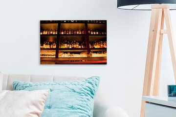 OneMillionCanvasses® Leinwandbild Trinkflaschen auf und über der Bar, (1 St), Wandbild Leinwandbilder, Aufhängefertig, Wanddeko, 30x20 cm