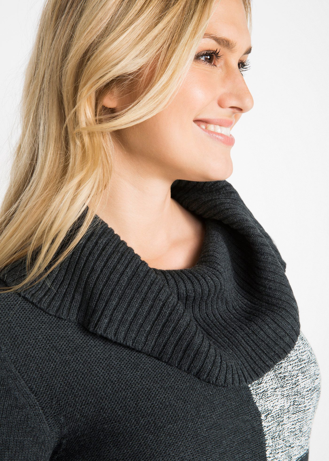 bonprix Strickkleid für Alltag, aus Baumwolle und Polyacryl, figurbetonte Passform