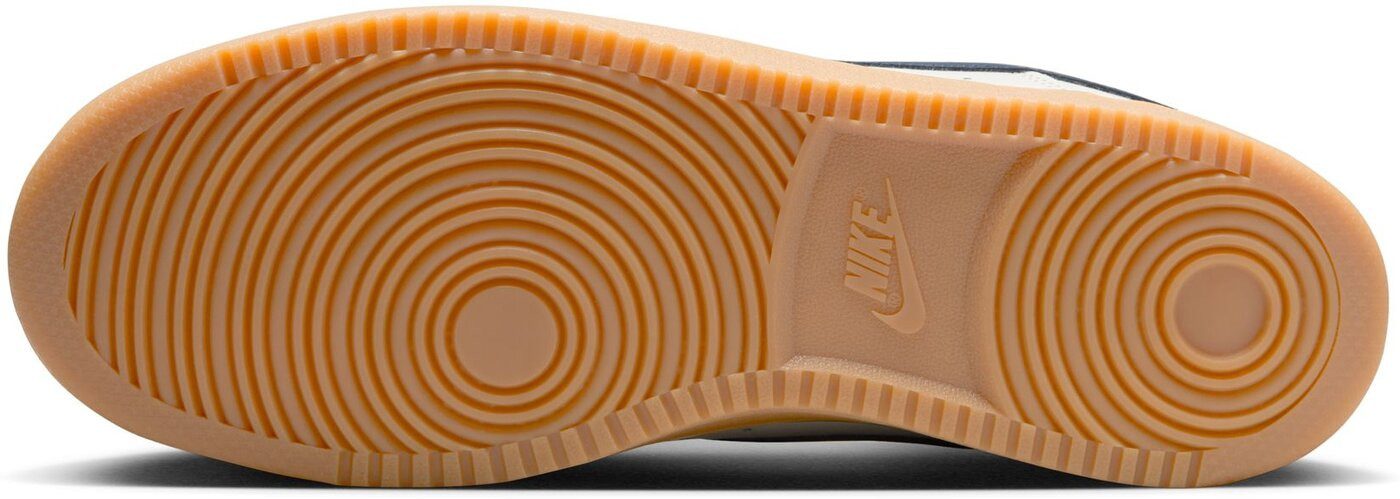 Nike NIKE COURT VISION LO TRK3 SAIL/MIDNIGHT NAVY-GUM LIGHT B Sneaker günstig online kaufen