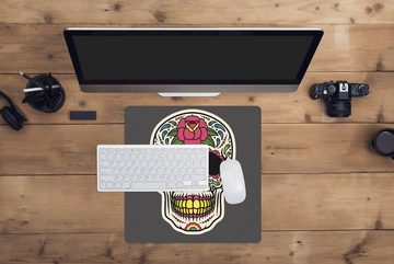 MuchoWow Gaming Mauspad Eine bunte Illustration eines Dias De Los Muertos-Schädels (1-St), Mousepad mit Rutschfester Unterseite, Gaming, 40x40 cm, XXL, Großes