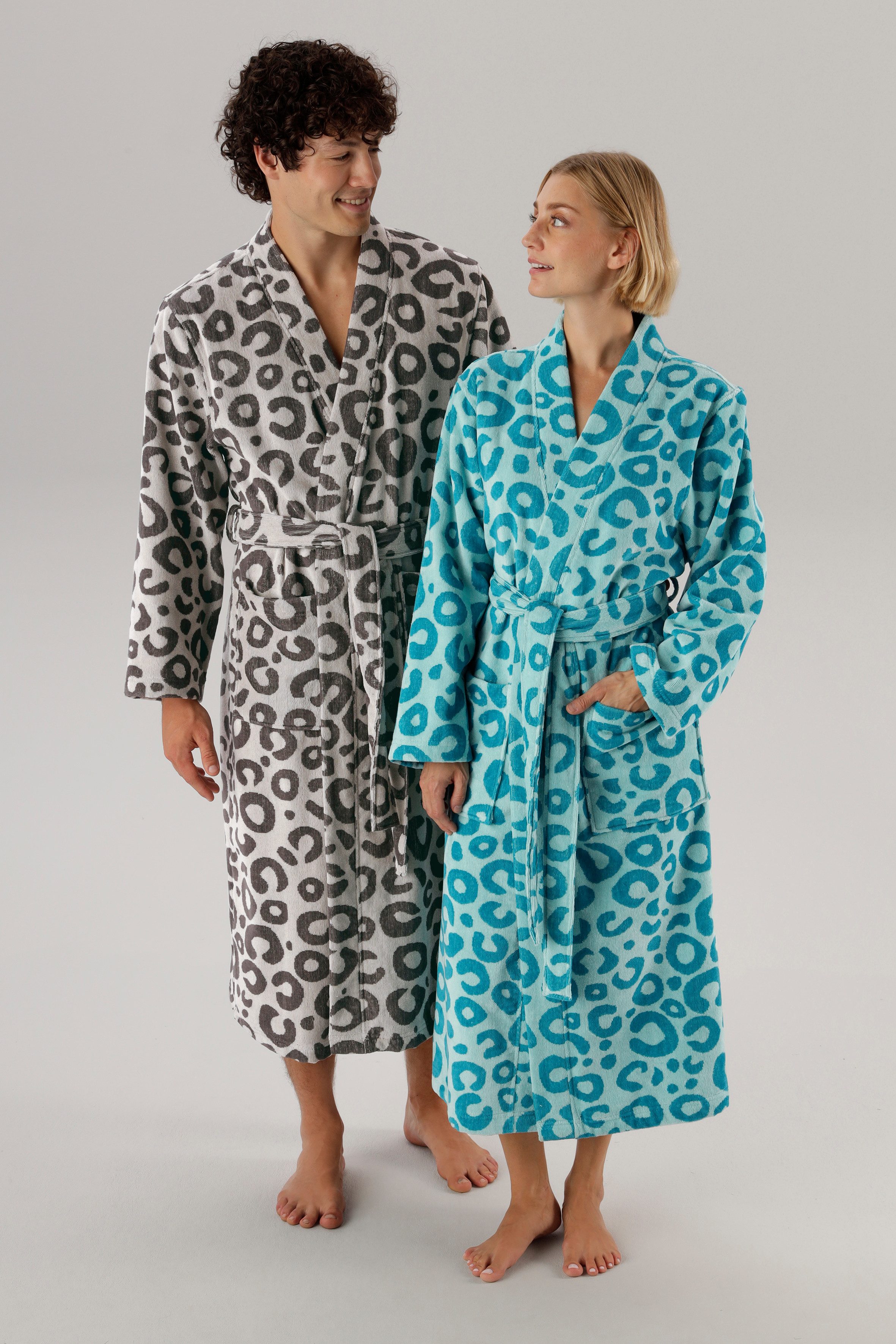 OTTO home Unisex-Bademantel Anna Leo, ideal für Sauna & Spa, Hotelbademantel, Morgenmantel, Langform, Walkfrottee, Kimono-Kragen, Gürtel, für Damen & Herren, mit Taschen, S-3XL, mit trendigem Animal-Print