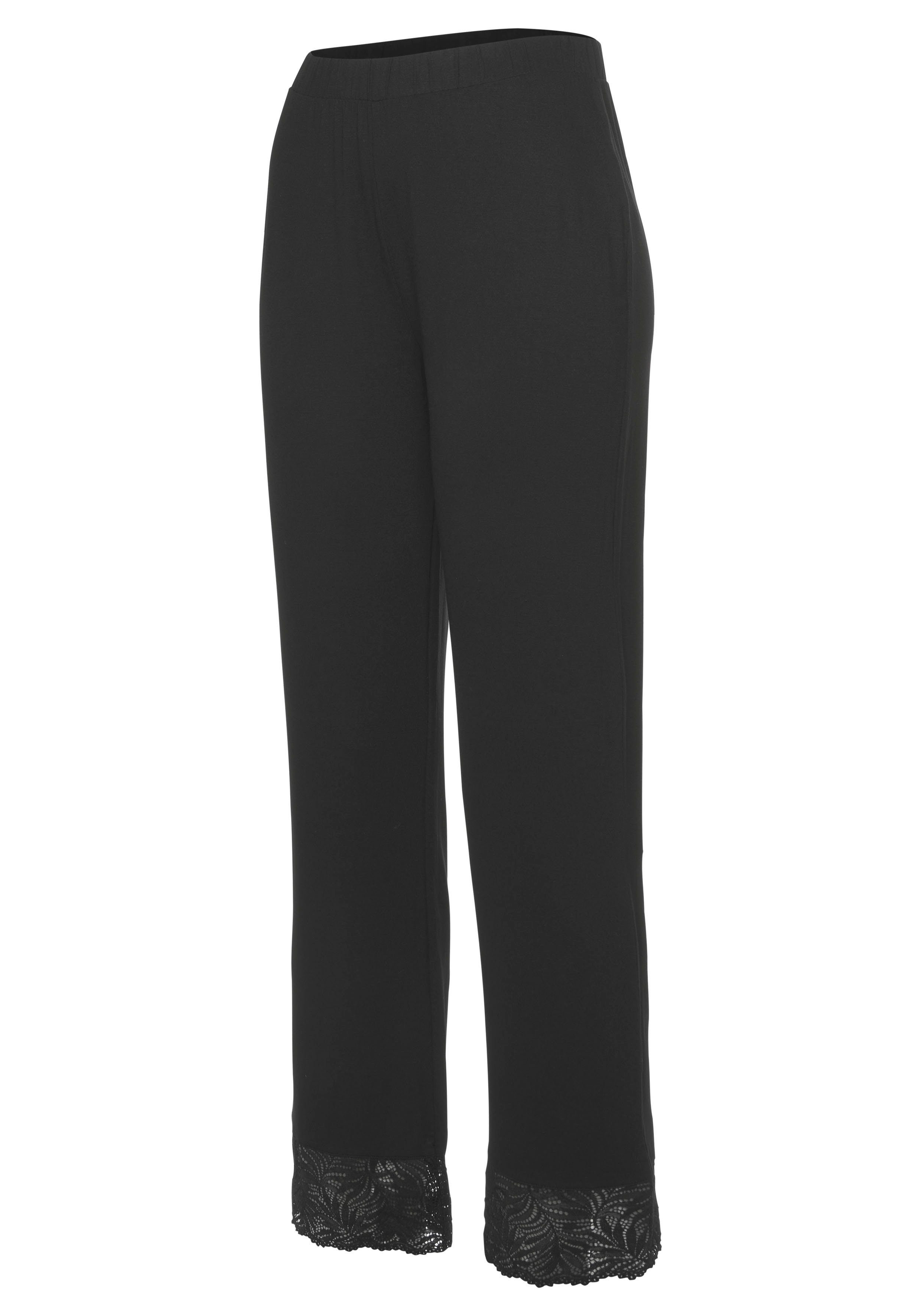 LASCANA Schlafhose mit edlen Spitzendetails. € 29,99