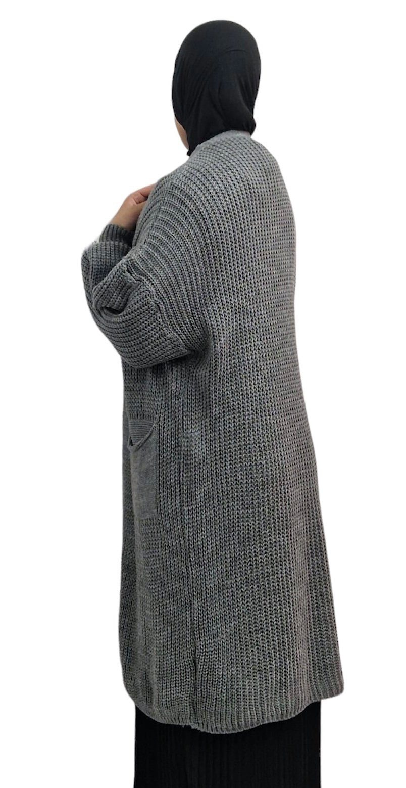 HELLO MISS Longstrickjacke Modisch Maxi Strickjacke mit aufgesetzten Tasche günstig online kaufen