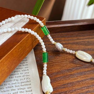 DTC GmbH Perlenkette Halskette mit weißen Muscheln und grauen Perlen (Finde noch heute Dein perfektes Schmuckstück!, 1-tlg)