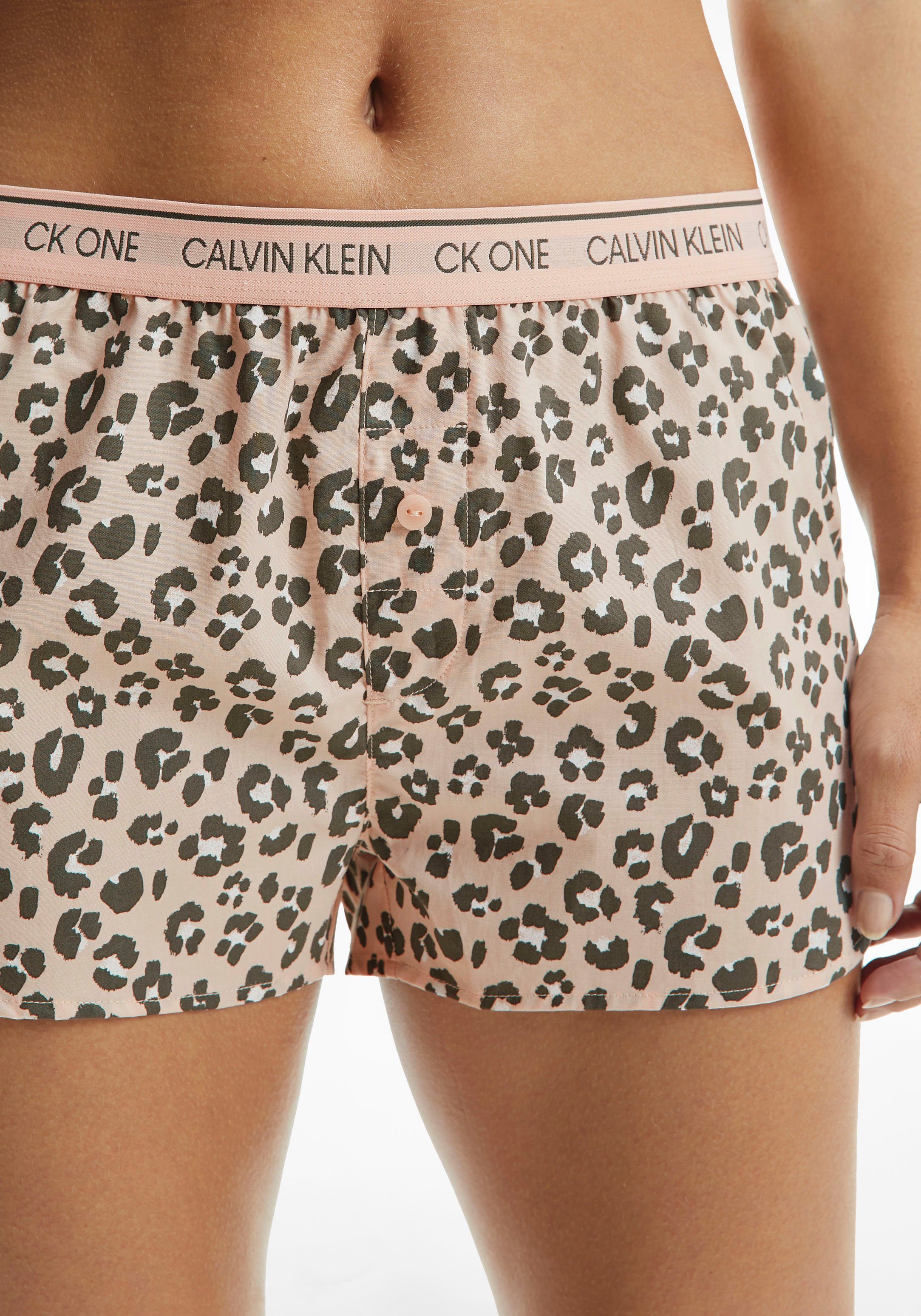 Damen Hosen Calvin Klein Pyjamashorts mit Animal Print