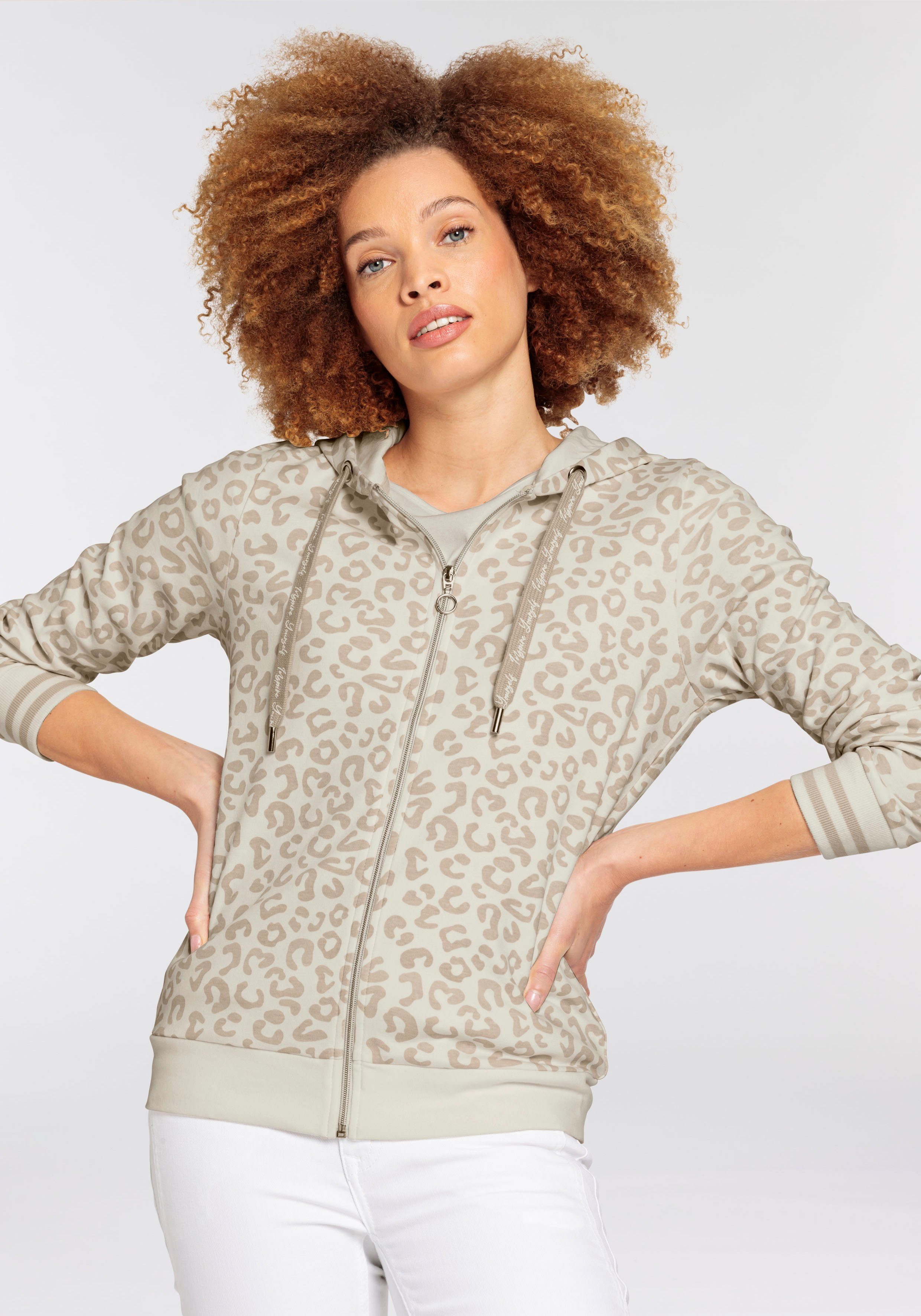 Boysen's Kapuzensweatjacke mit modischem Animal-Allover-Druck - günstig online kaufen