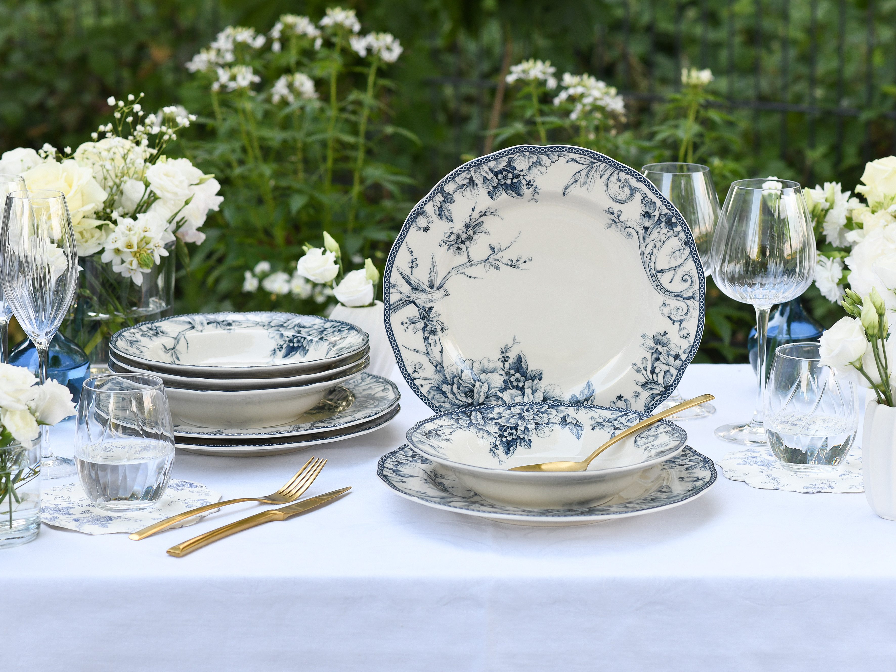 CreaTable Tafelservice Adelaide, Service 8-tlg. (8-tlg), 4 Personen, Porzellan, Teller Set, Nostalgischer Vintage Dekor, Elegante Form