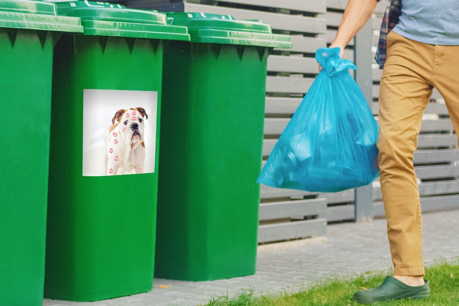 Lippenaufdruck MuchoWow rotem (1 Abfalbehälter eines Sticker, Mülleimer-aufkleber, mit St), Hundes Mülltonne, Bild Container, Wandsticker