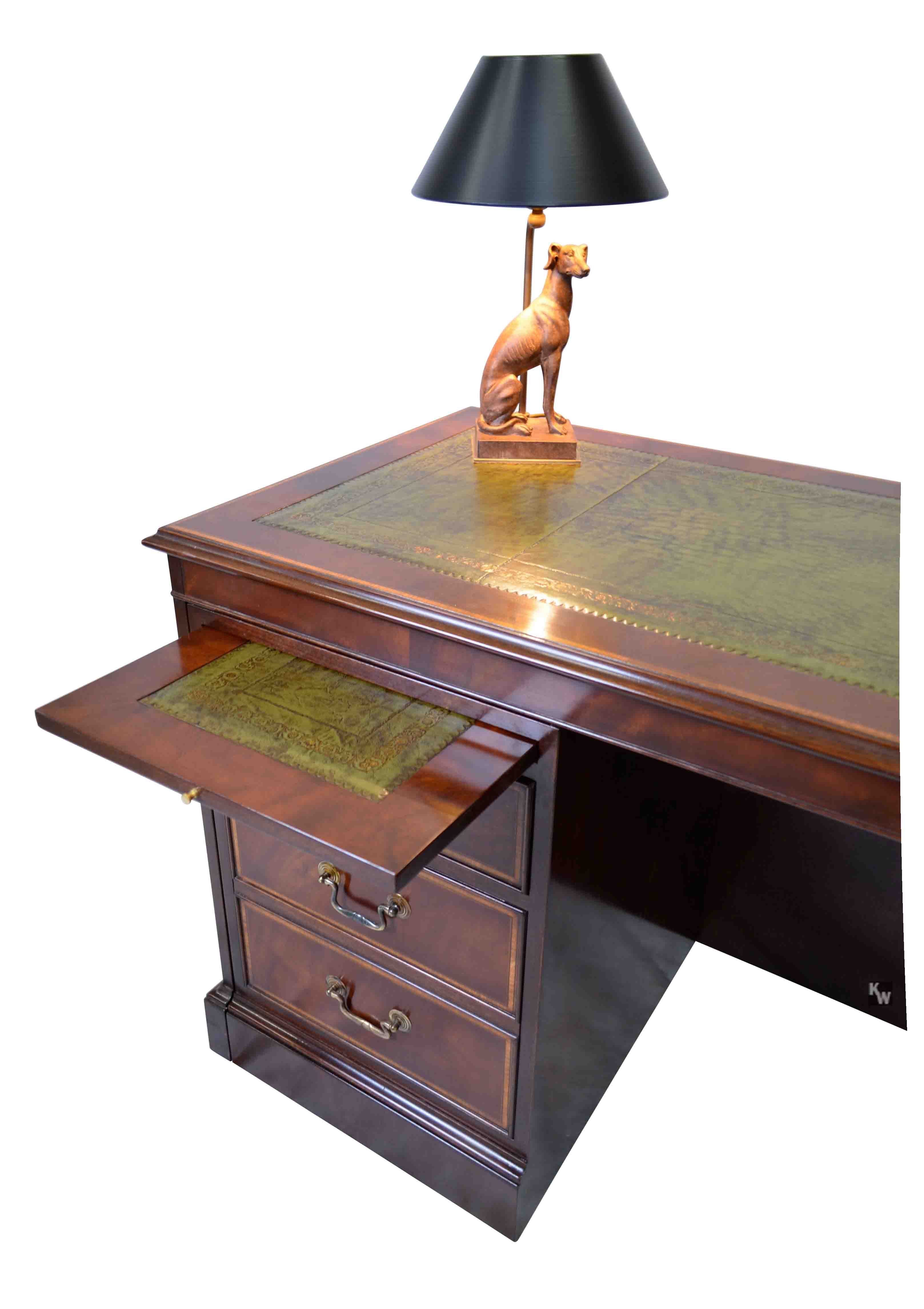 Kai Wiechmann Schreibtisch englischer Typist made Schubladencontainer, stilvoller in cm, 124 Desk England 62 mit Mahagoni x Bürotisch