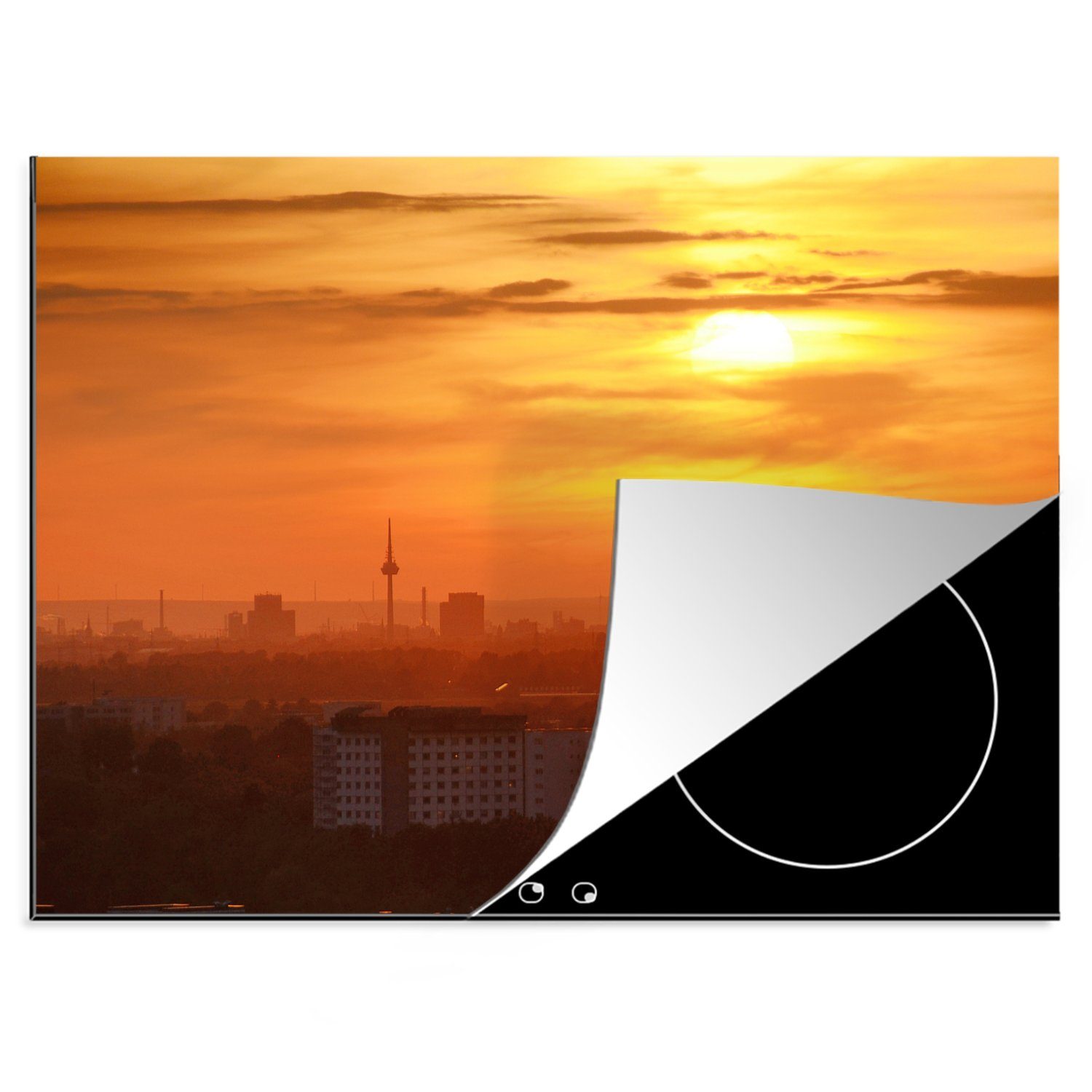 MuchoWow Herdblende-/Abdeckplatte Die untergehende Sonne über der Skyline von Mannheim, Deutschland, Vinyl, (1 tlg), 70x52 cm, Mobile Arbeitsfläche nutzbar, Ceranfeldabdeckung