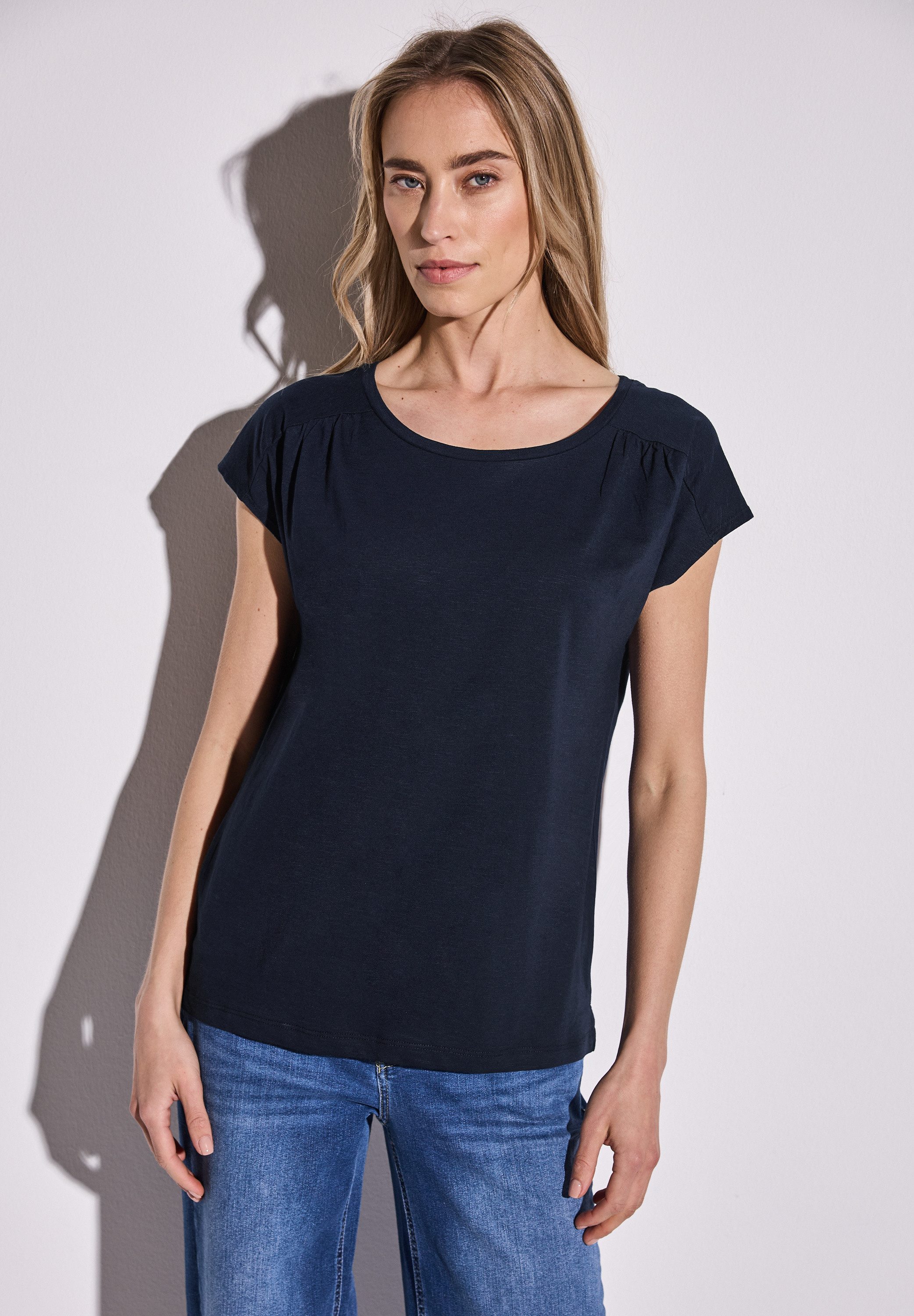 STREET ONE T-Shirt, mit Seitlichen Einschlitzen am Saum günstig online kaufen