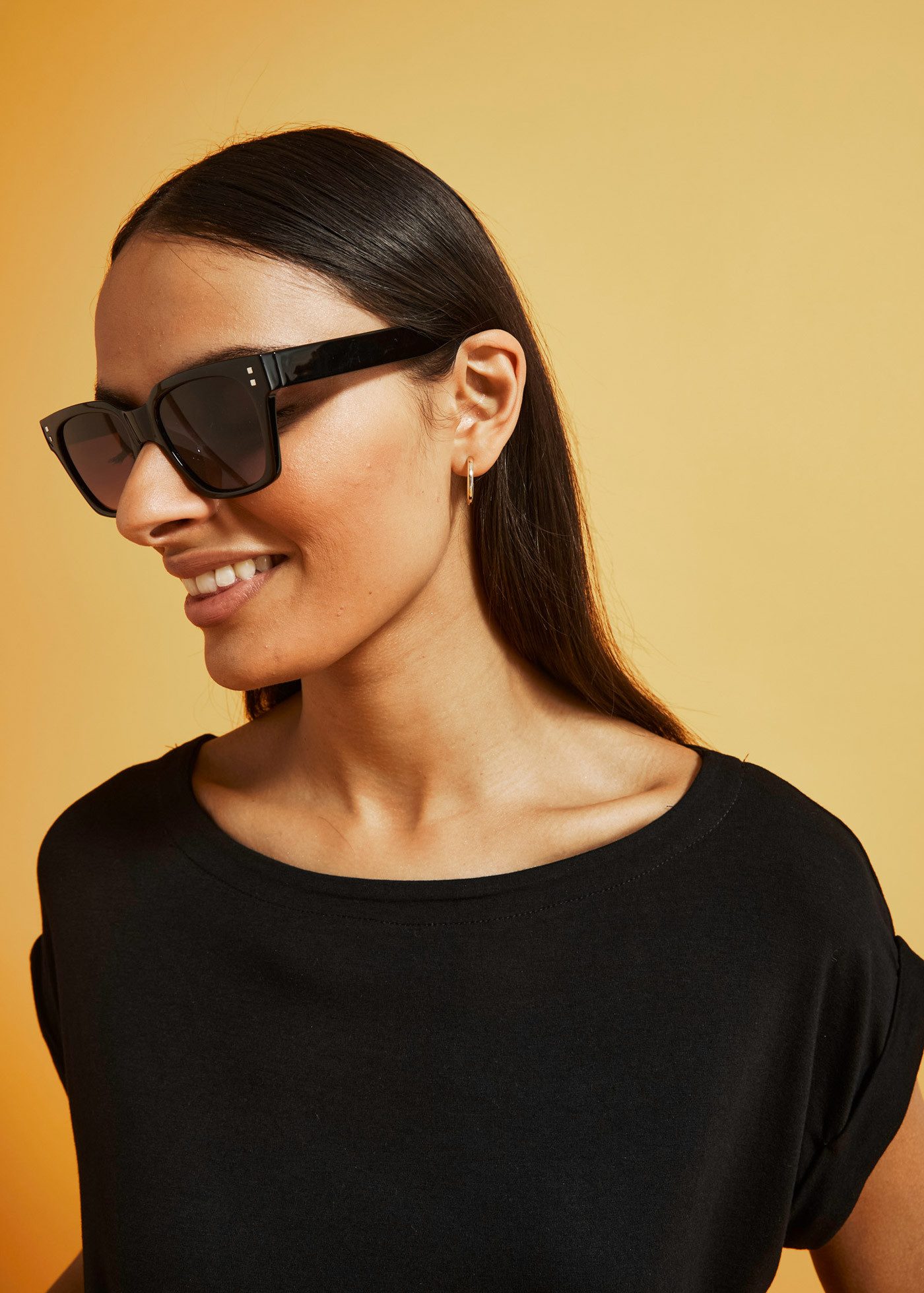 bonprix Oversize-Shirt oversize Passform, Kurzarm, für warme Tage, aus Viskose