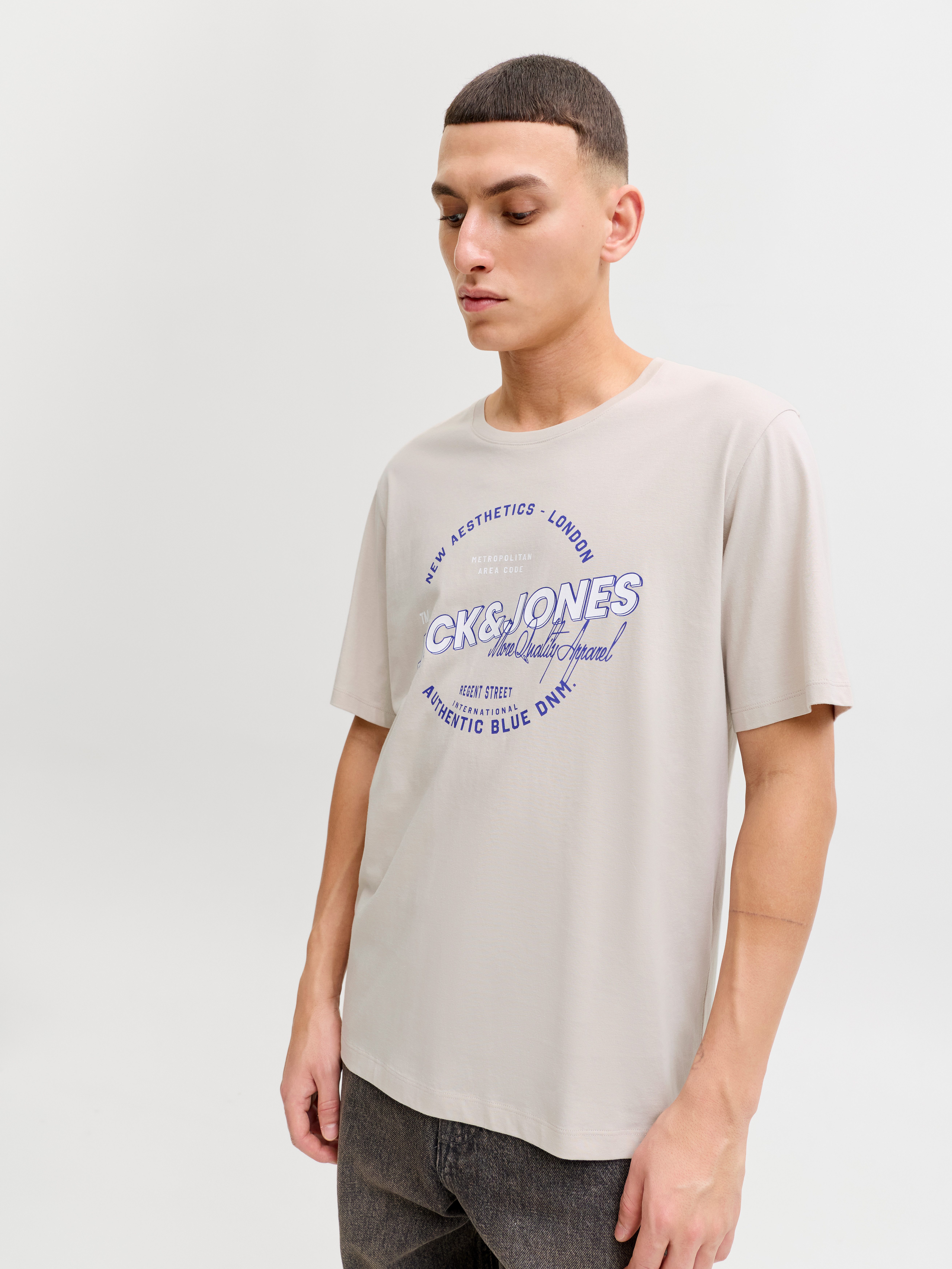 Rundhalsshirt JJELOGO TEE SS O-NECK 2 COL SS26 SN