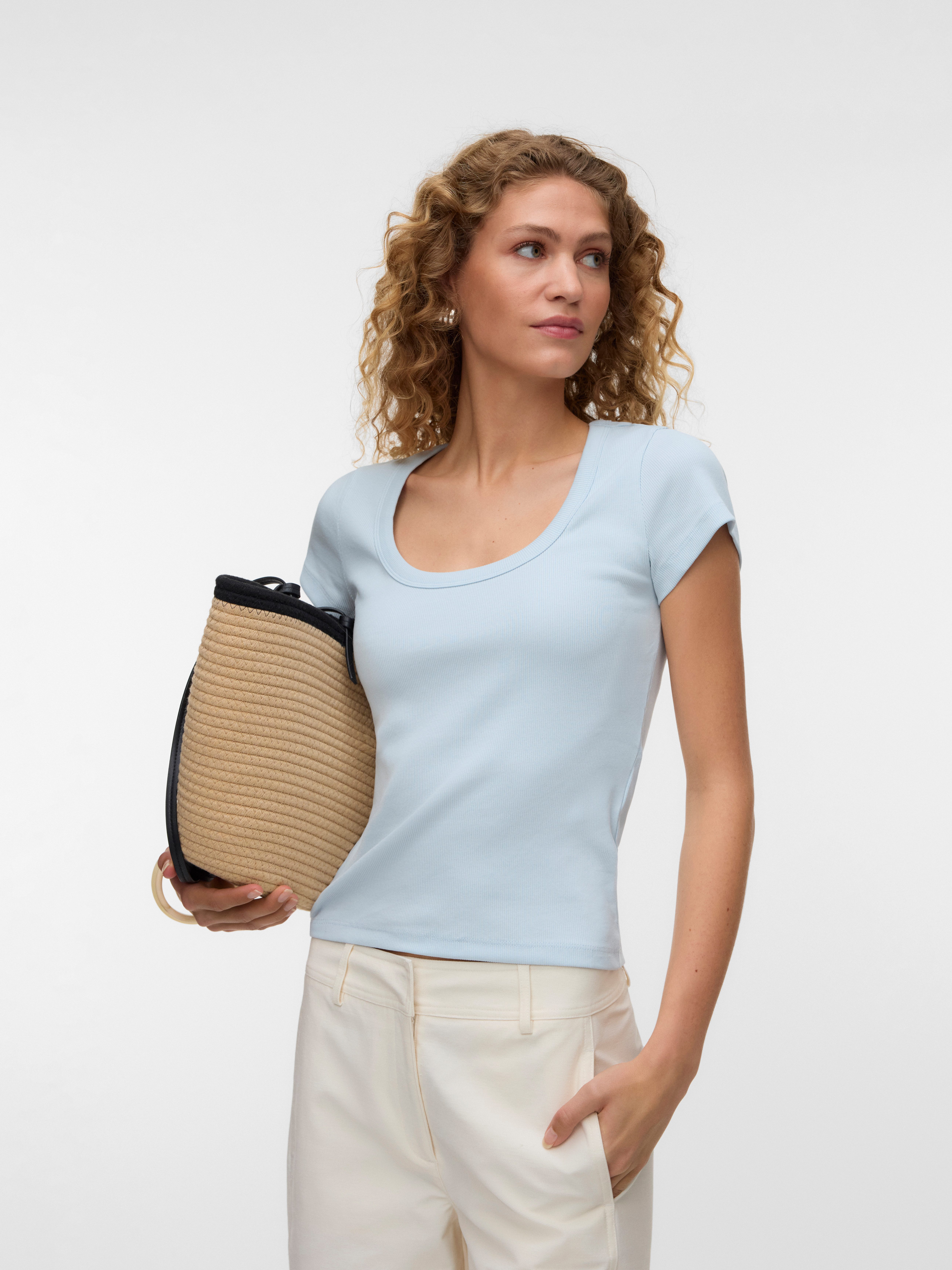 Vero Moda Kurzarmshirt VMCHLOE CS SHORT U-NECK NOOS Baumwollmischung