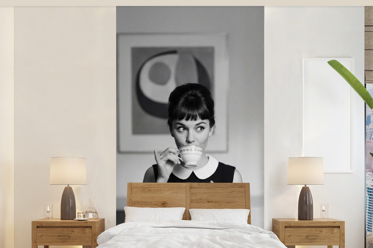 MuchoWow Fototapete Porträt - Tee - Frau, Matt, bedruckt, Vliestapete für Wohnzimmer Schlafzimmer Küche, Fototapete, 120x240 cm