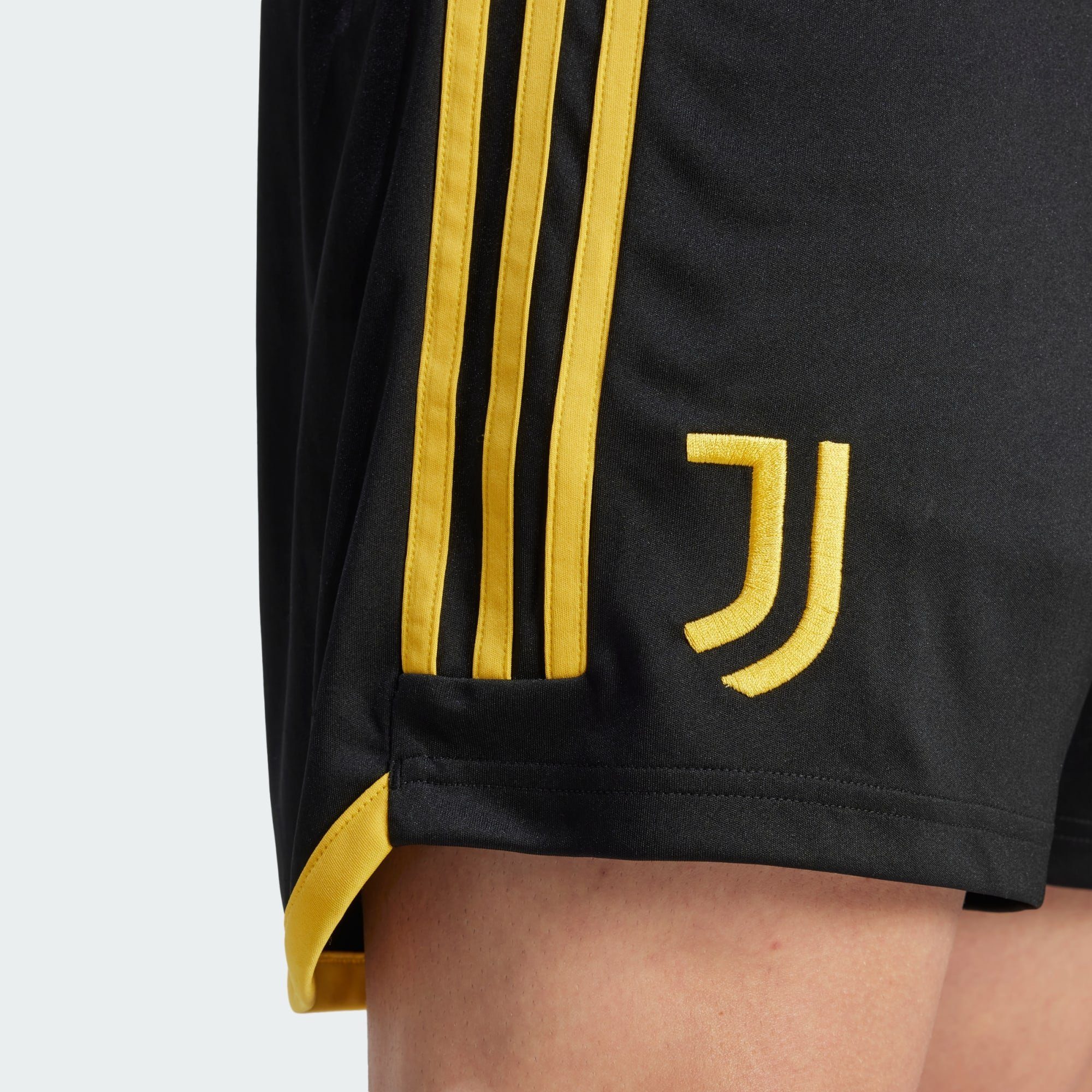 23/24 Funktionsshorts TURIN JUVENTUS HEIMSHORTS adidas Performance