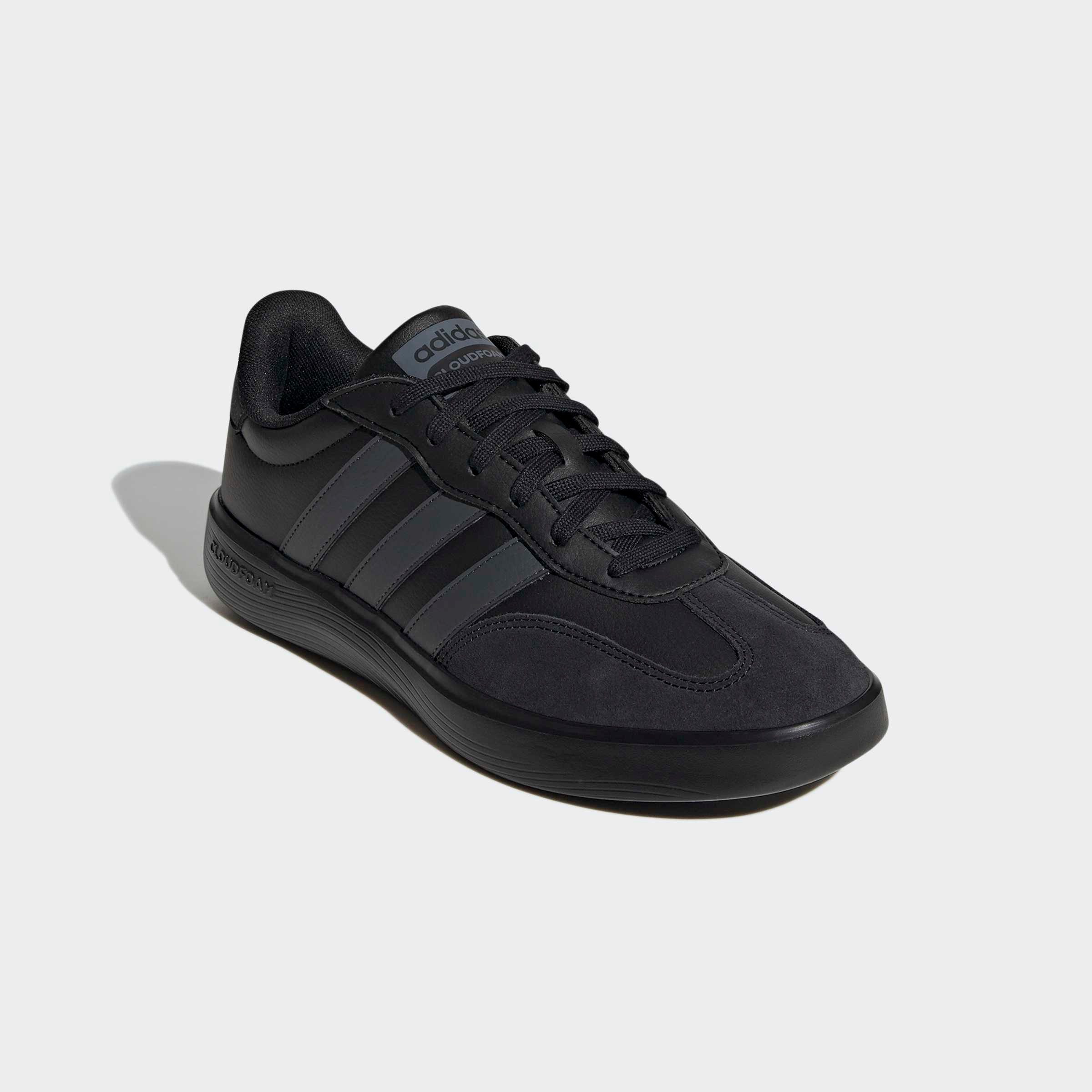 adidas Sportswear BARREDA Sneaker sehr leichte und komfortable Sohle
