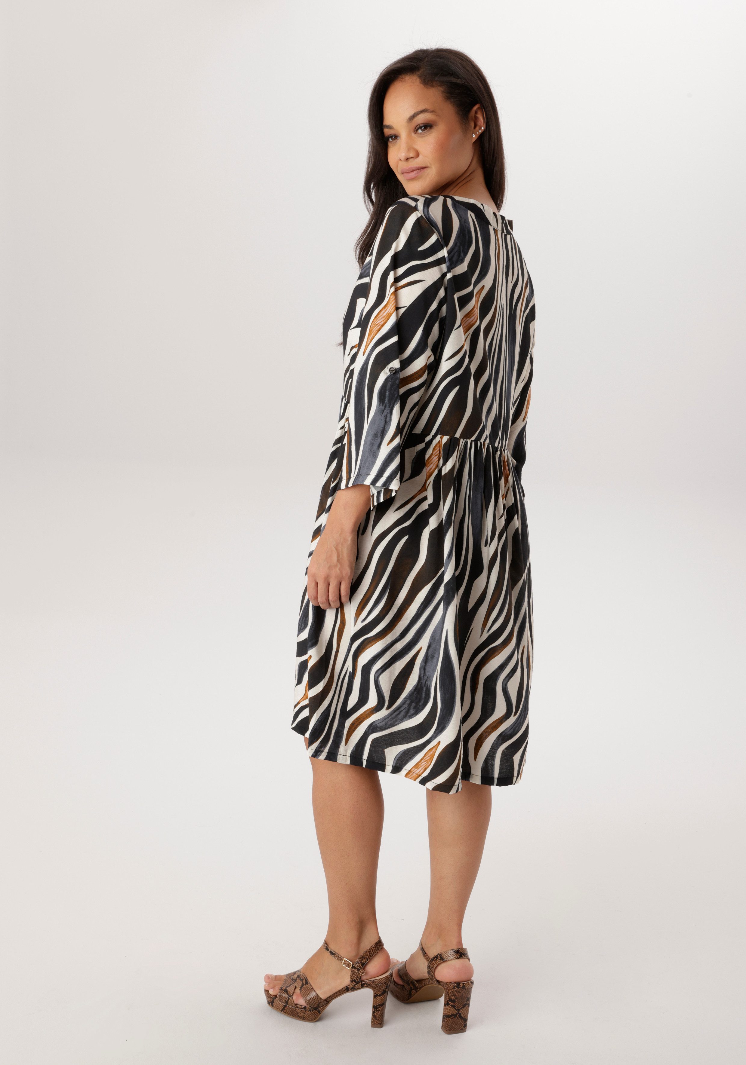 Aniston PLUS Tunikakleid im extravaganten Zebra-Print - NEUE KOLLEKTION