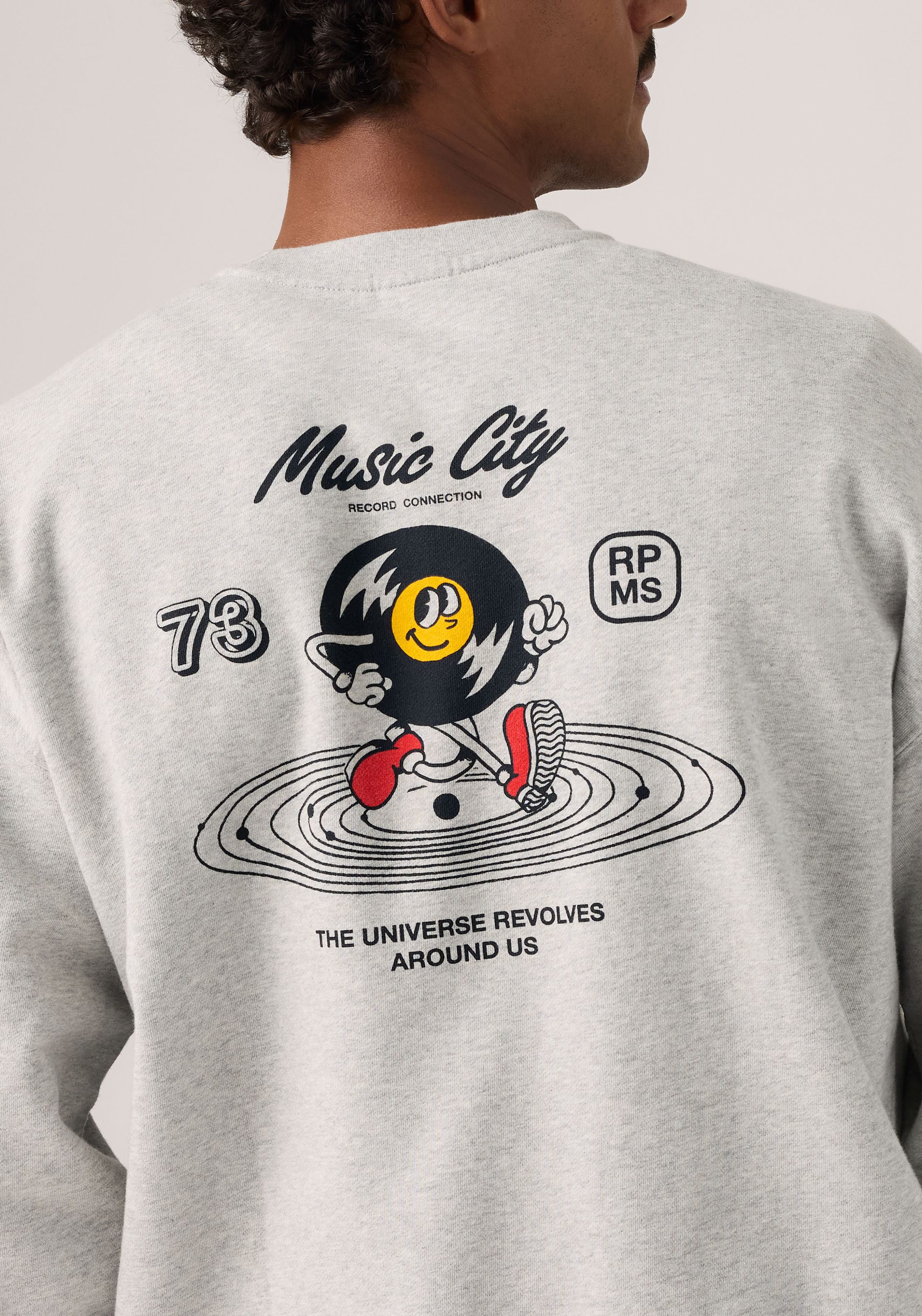 Levi's® Sweatshirt SUNSET CREW Rückenteil mit plakativen Druck – Bild 4 von 5