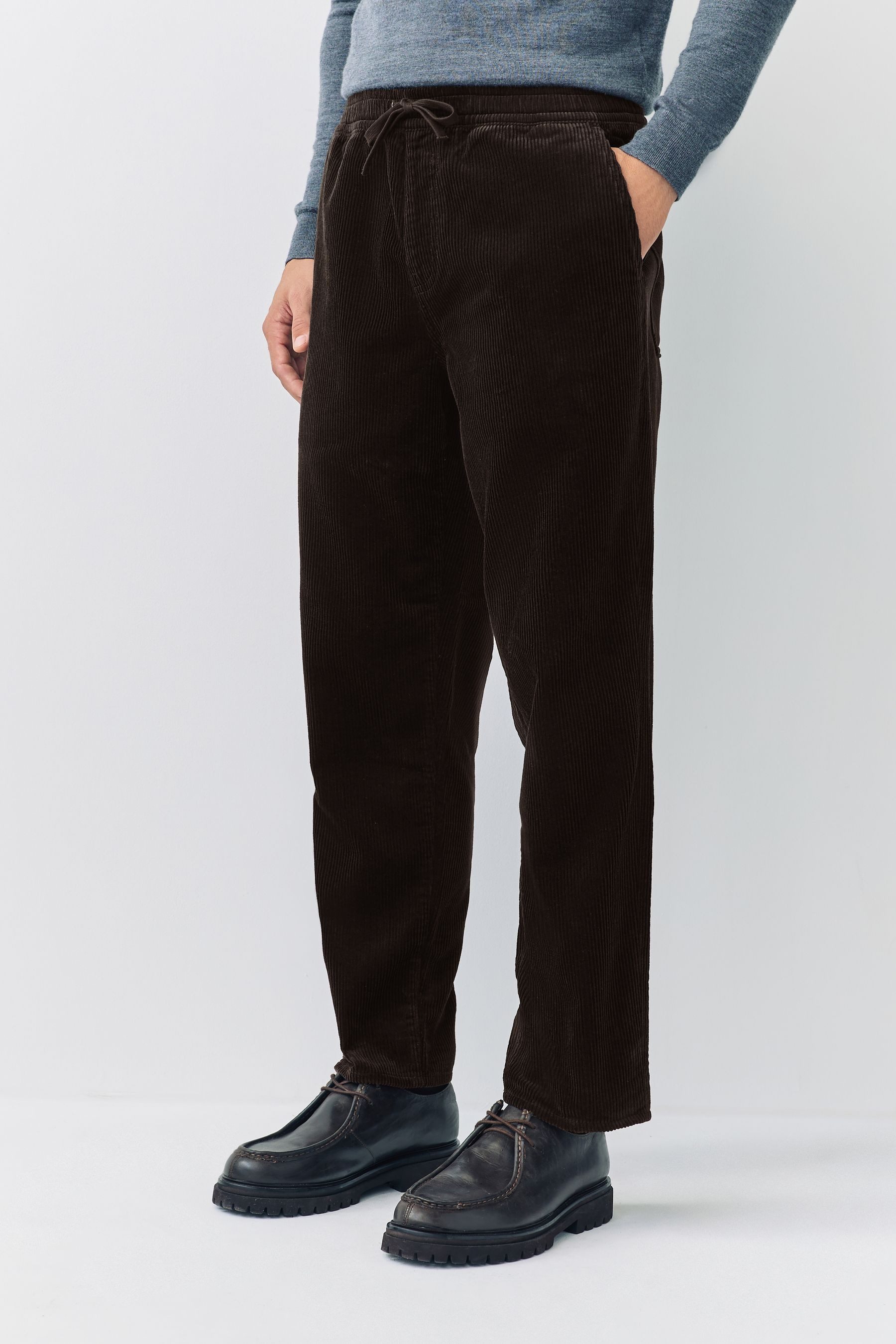 Next Cordhose Relaxed Fit Cord-Jogginghose mit konischem Bein (1-tlg)