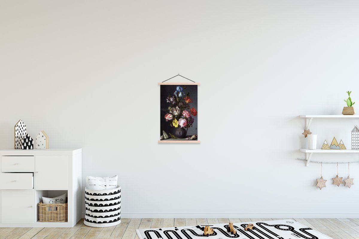MuchoWow Poster Blumen in einer Vase mit Muscheln und Insekten - Balthasar  van der Ast, (1 St), Posterleiste, Textilposter für Wohnzimmer,  Bilderleiste, Magnetisch
