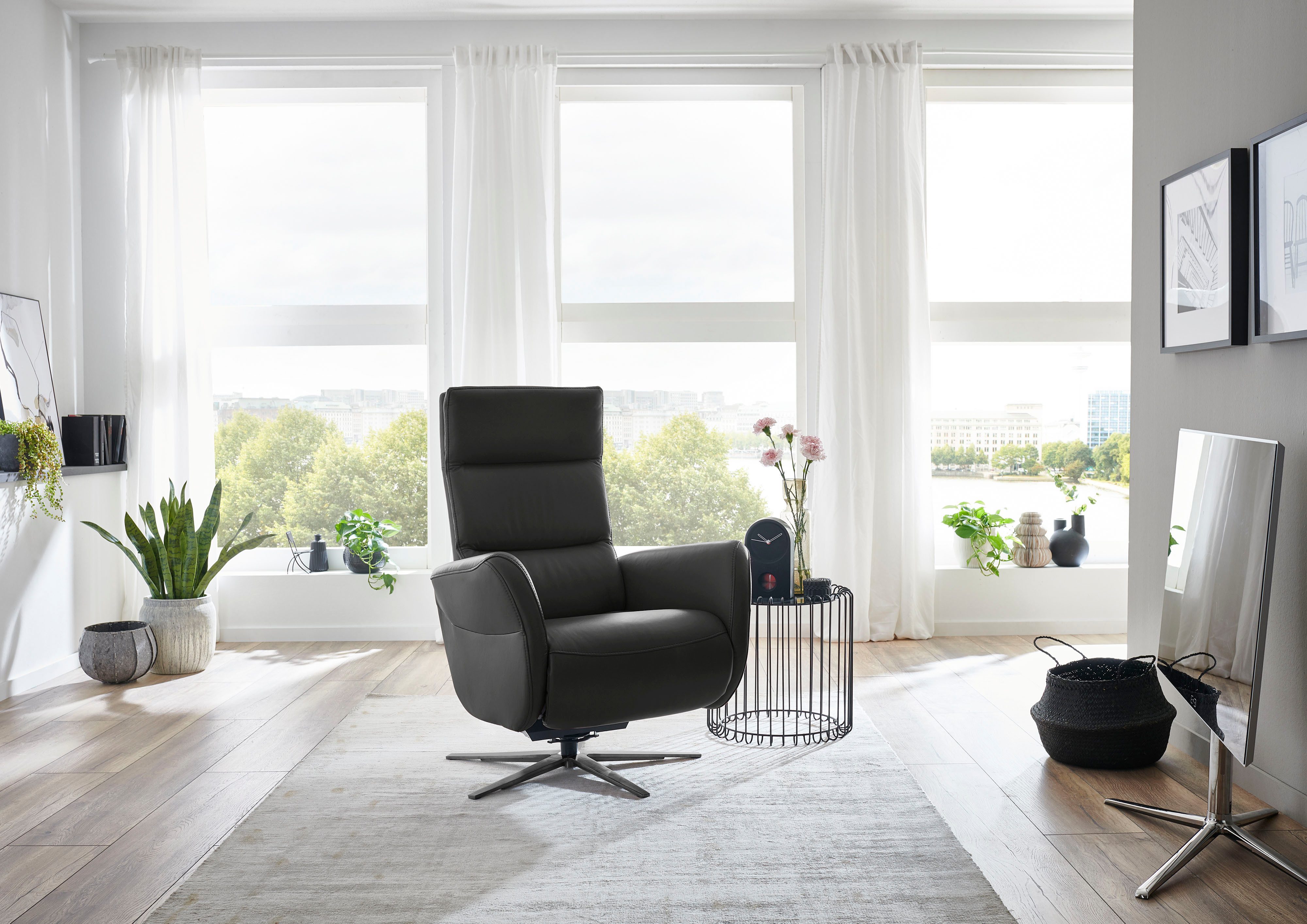 Die PlanBar Relaxsessel PN-RS20038 mit Metallsternfuß inkl. Relaxfunktion und Kopfverstellung (1-St), 360° drehbar, mit Gasdruckverstellung