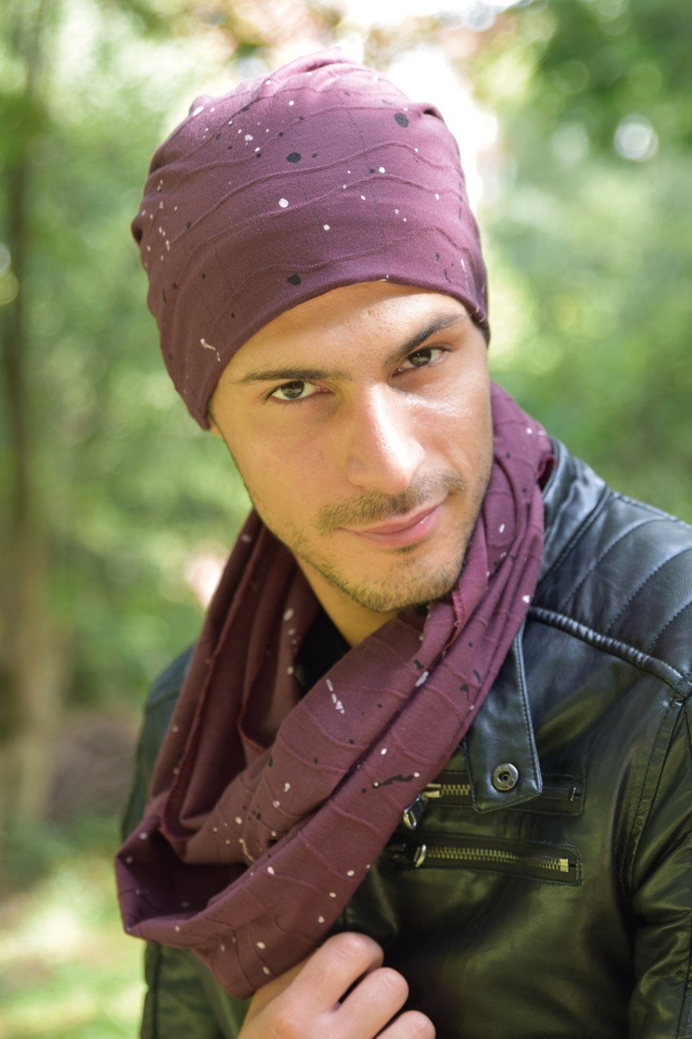 Beanie styleBREAKER Mütze Farbklecksen (1-St) und Beanie Falten Bordeaux-Violett mit