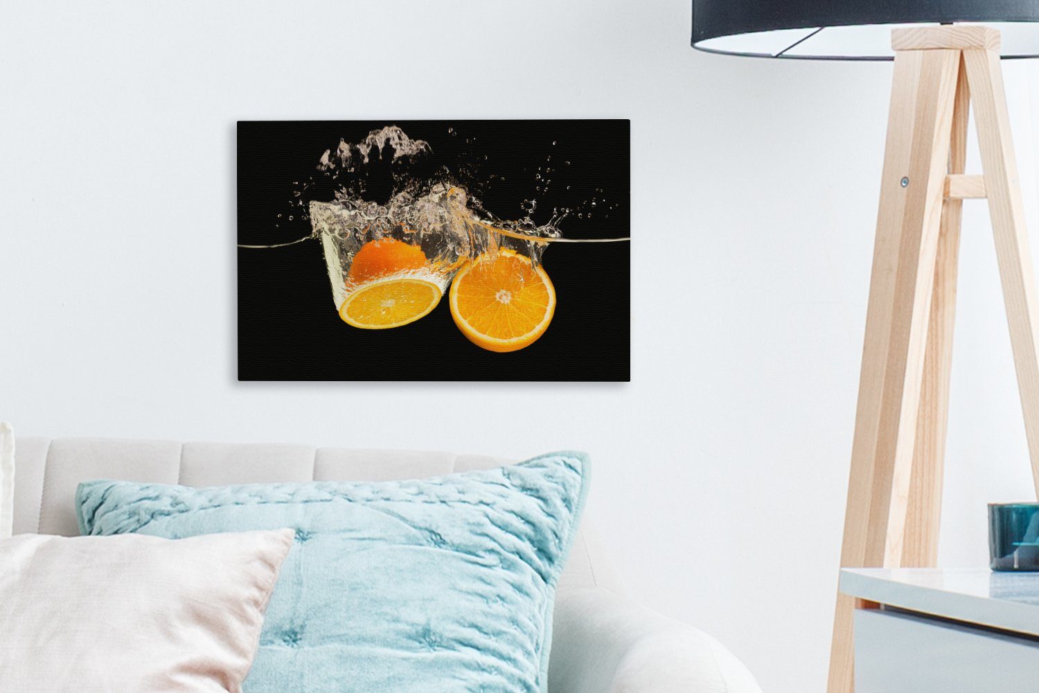 OneMillionCanvasses® Leinwandbild Orange - Stillleben - Wasser - Schwarz - Obst, Fotodruck (1 St), Wandbilder für Esszimmer, Wanddeko Bilder Küche, 30x20 cm – Bild 3 von 5