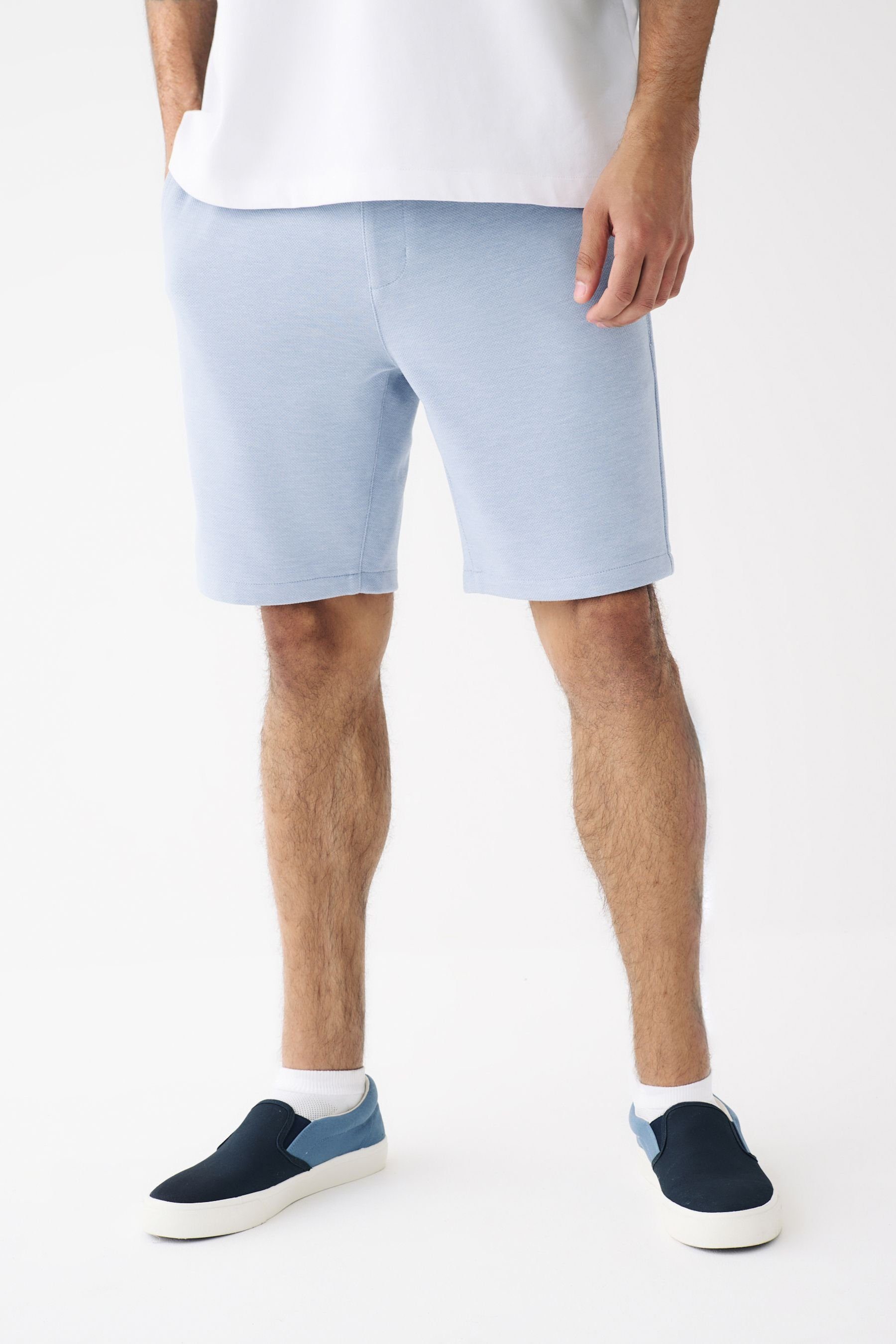 Next Sweatshorts Elegante Chino-Shorts aus Jersey (1-tlg) Light Blue