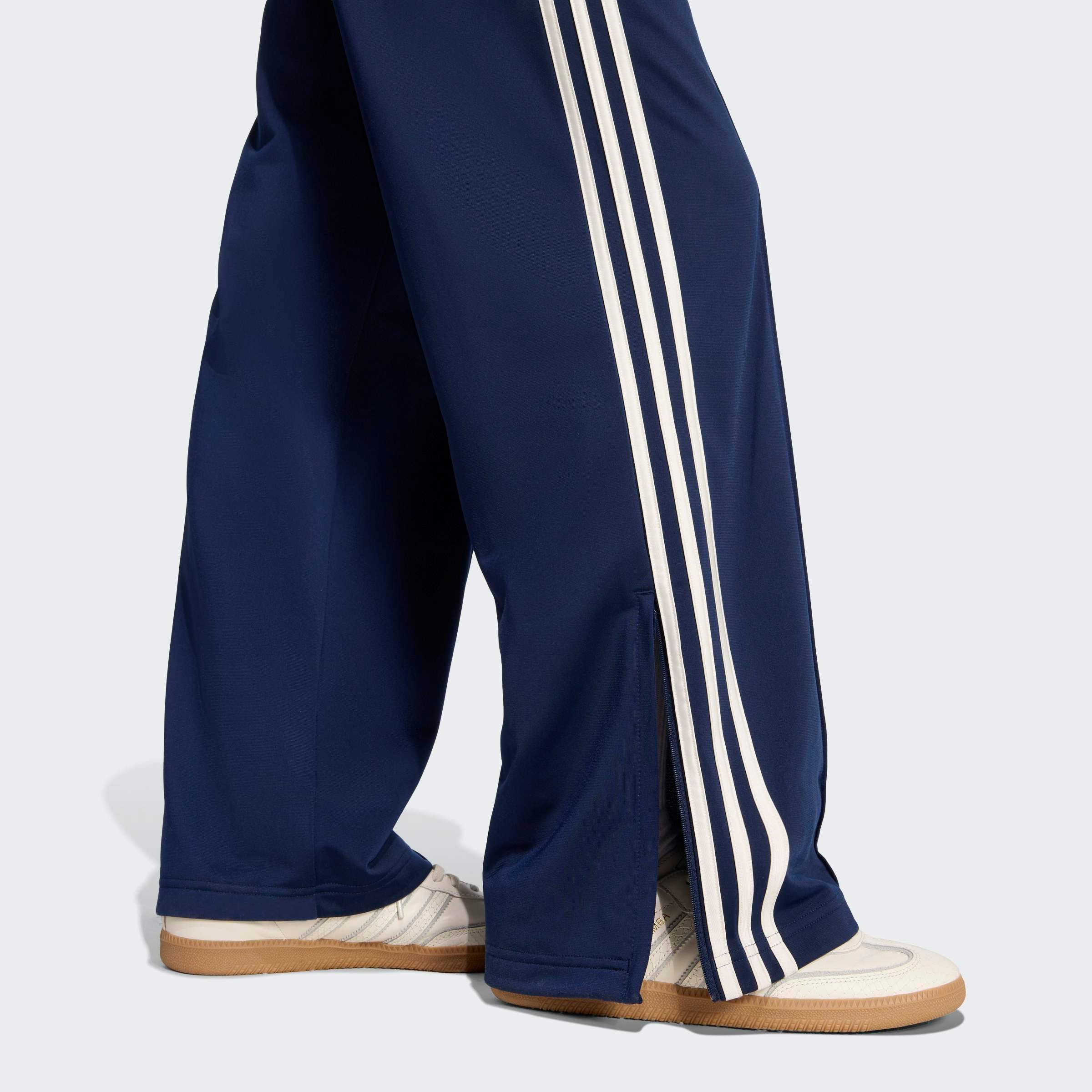 adidas Originals Sporthose FIREBIRD LOOSE Firebird Loose Sporthose, lässig geschnitten