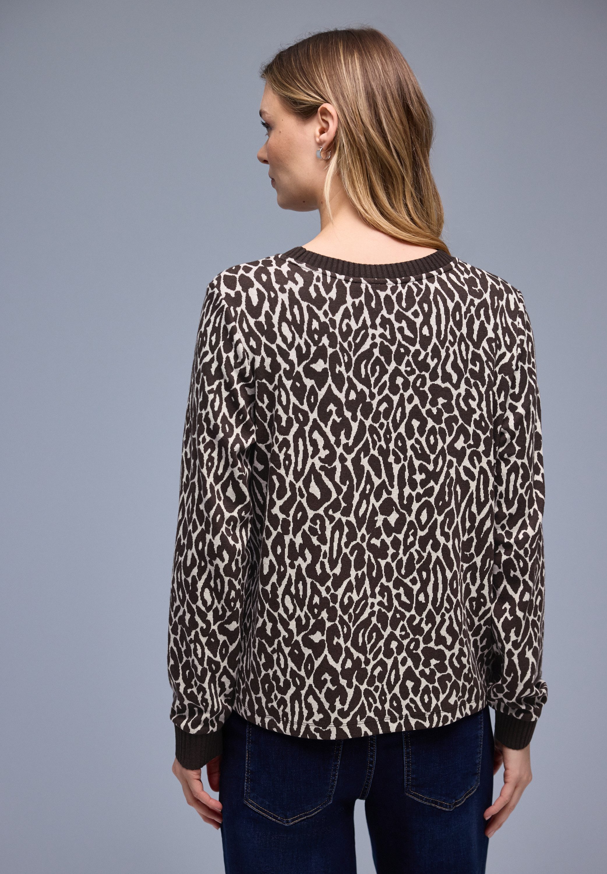 STREET ONE Langarmshirt im Leo-Jaquard-Look günstig online kaufen