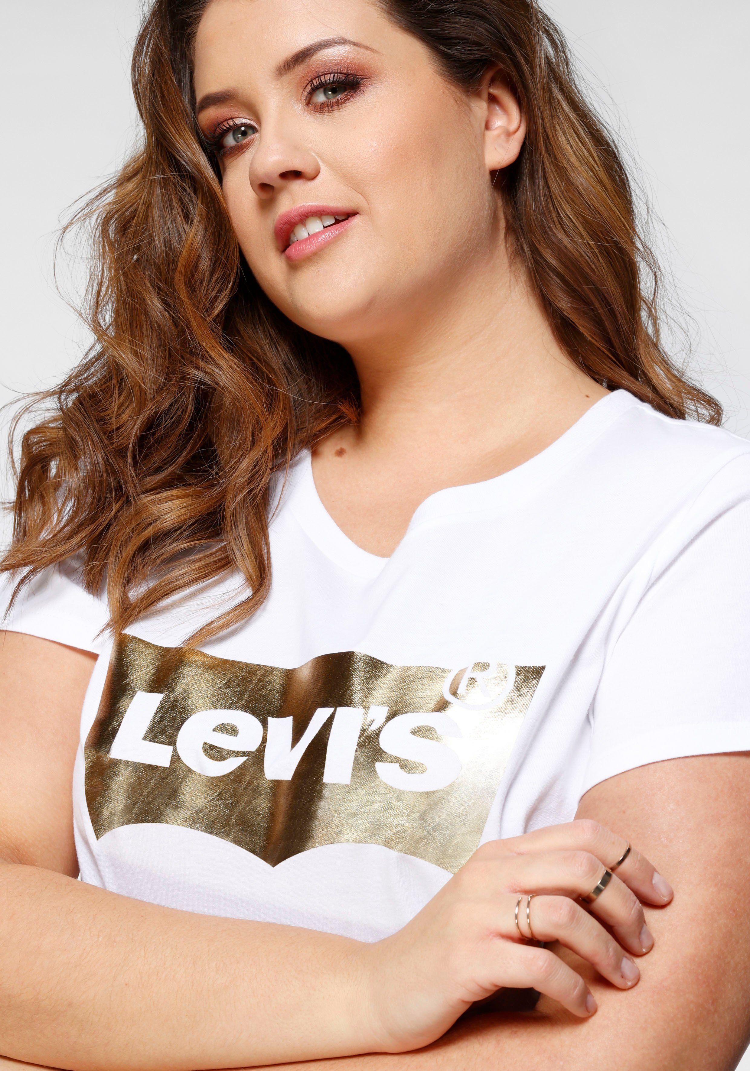 Levi's® Plus T-Shirt PERFECT TEE Figurumspielende Passform