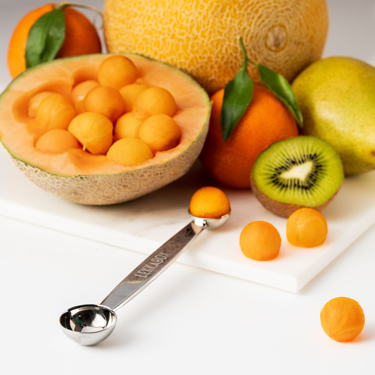 LEKKABOX Kugelausstecher Melonenausstecher Edelstahl Kugelformer - 2 Kugelgrößen, plastikrei, Formt im Handumdrehen appetitliche Snack-Kugeln in zwei Größen – Bild 5 von 5