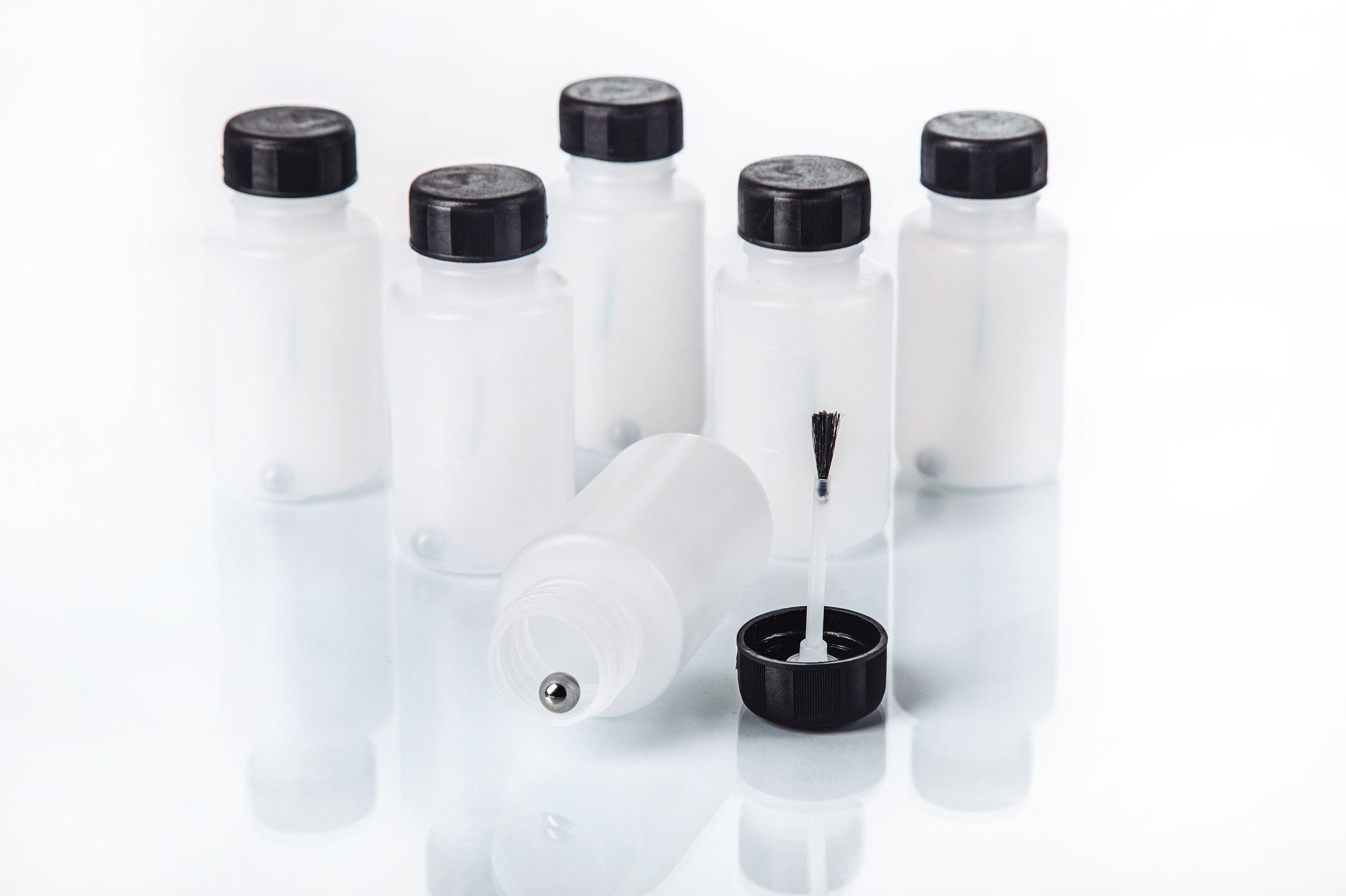 BENBOW Farbmischbehälter BenBow 50ml Kunststoffflasche mit Pinsel und Mischkugel, HDPE (500 St)