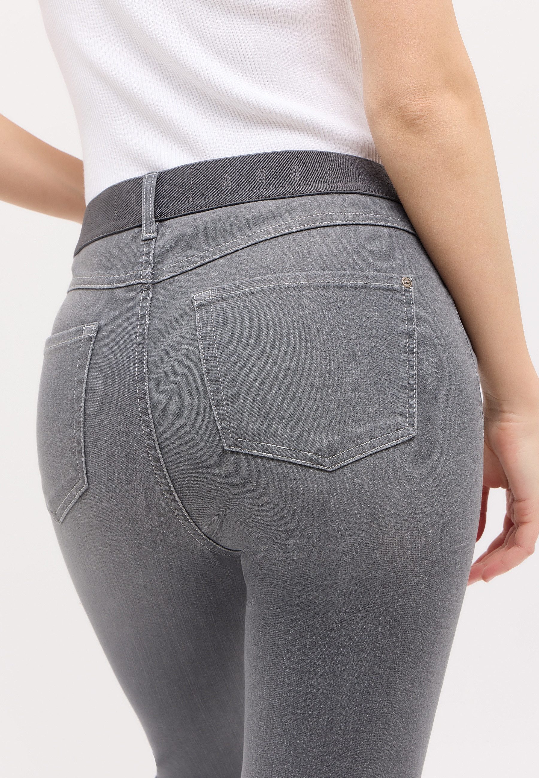 ANGELS 7/8-Jeans ORNELLA SPORTY 7/8-Länge, Slim fit Passform, mit Stretchbund, aus Baumwollmischung