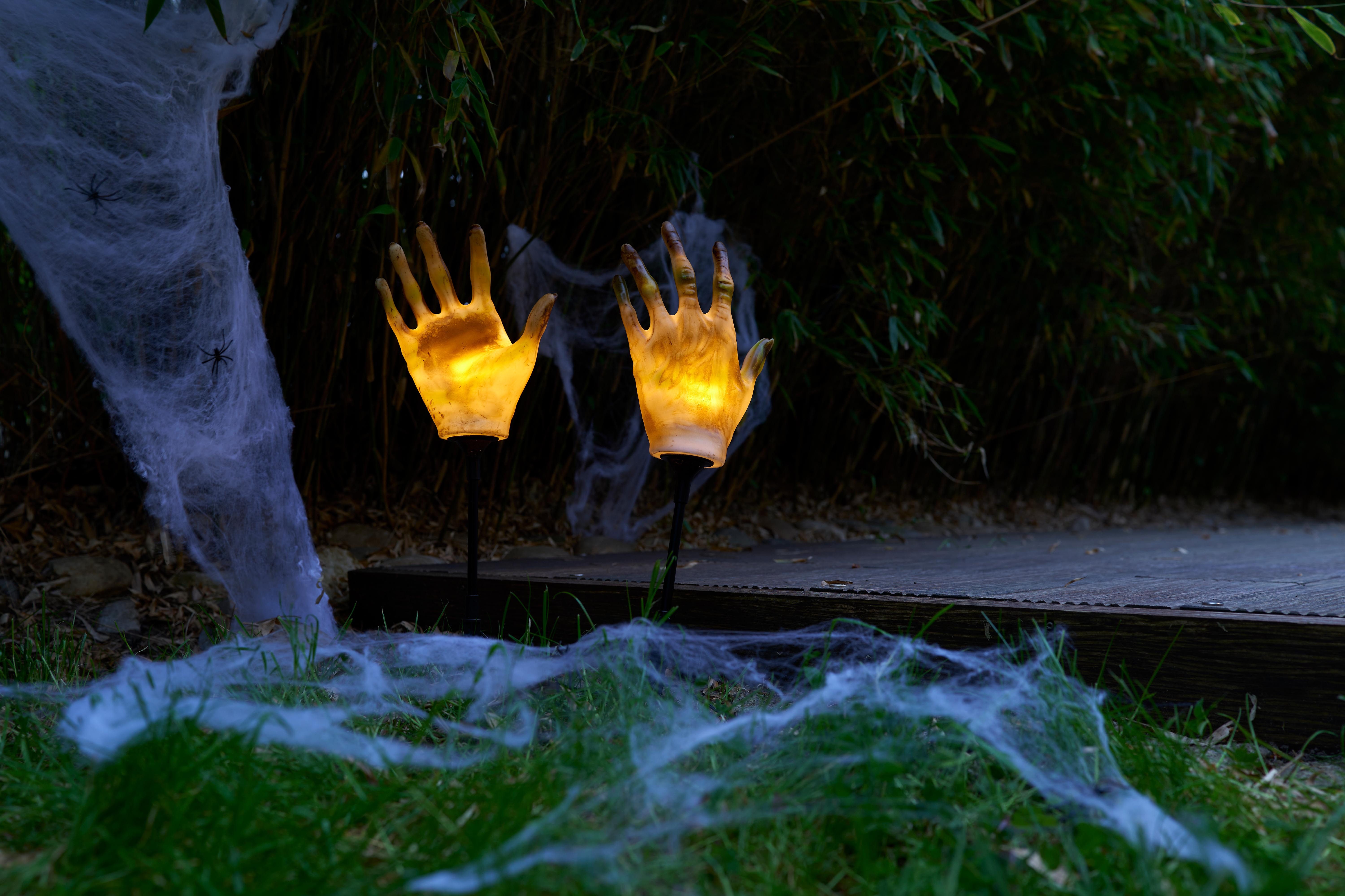 Northpoint LED Dekofigur Halloween Batterie Deko LED Schädellicht mit 2xAA Batterien