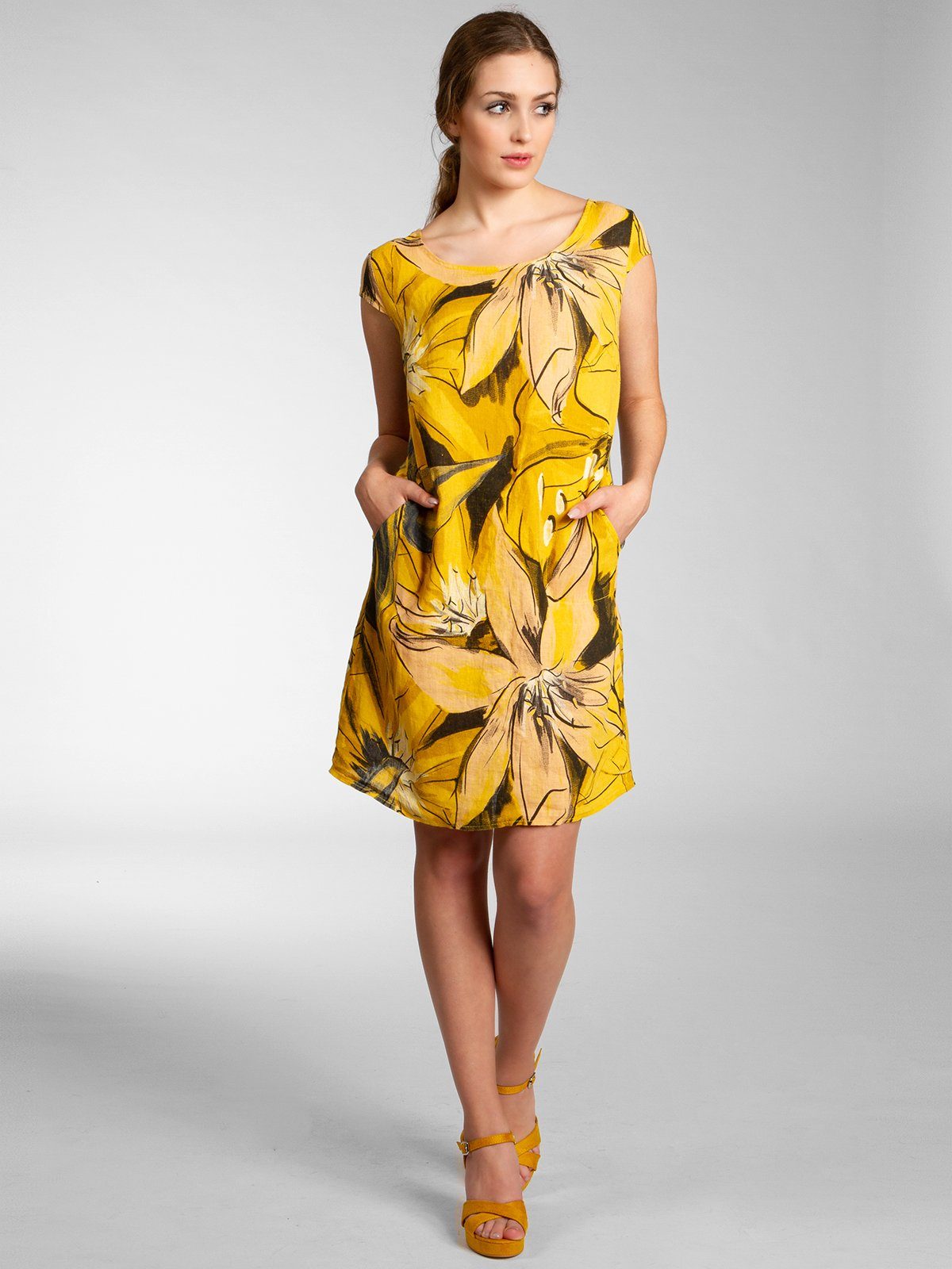 Caspar Sommerkleid SKL035 knielanges elegantes Damen Leinenkleid mit Blüten Print Luftig leicht, figurumspielende Form, mit seitlichem Jersey-Einsatz – Bild 2 von 5