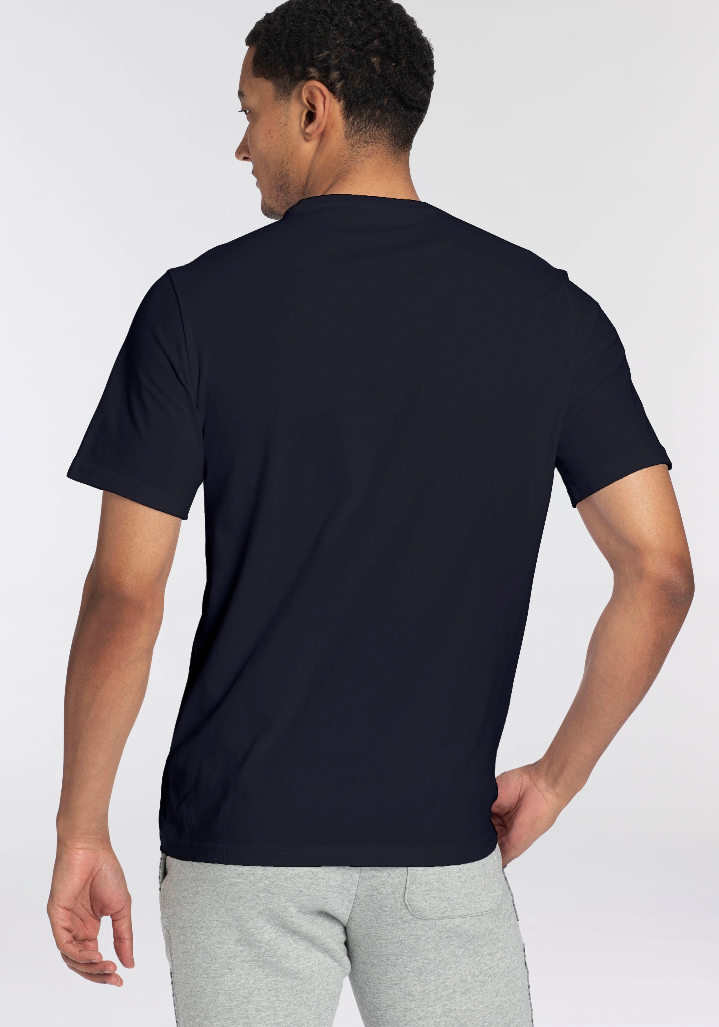 Converse T-Shirt GO-TO MINI PATCH T-SHIRT mit Logodruck, Kurzarm, aus Baumwoll-Jersey