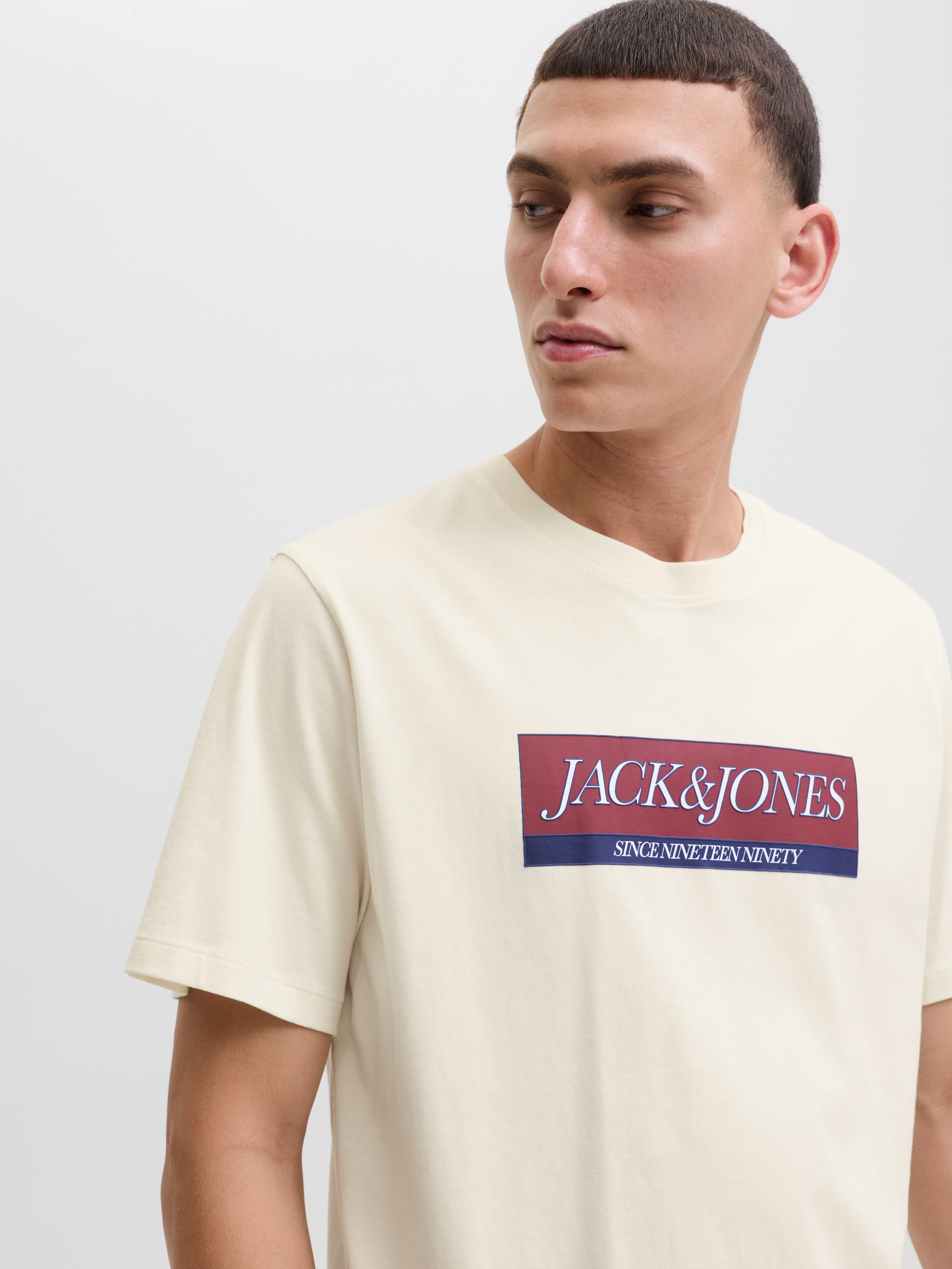 Jack & Jones T-Shirt JORINWOOD BLOCK BRANDING TEE SS CN günstig online kaufen
