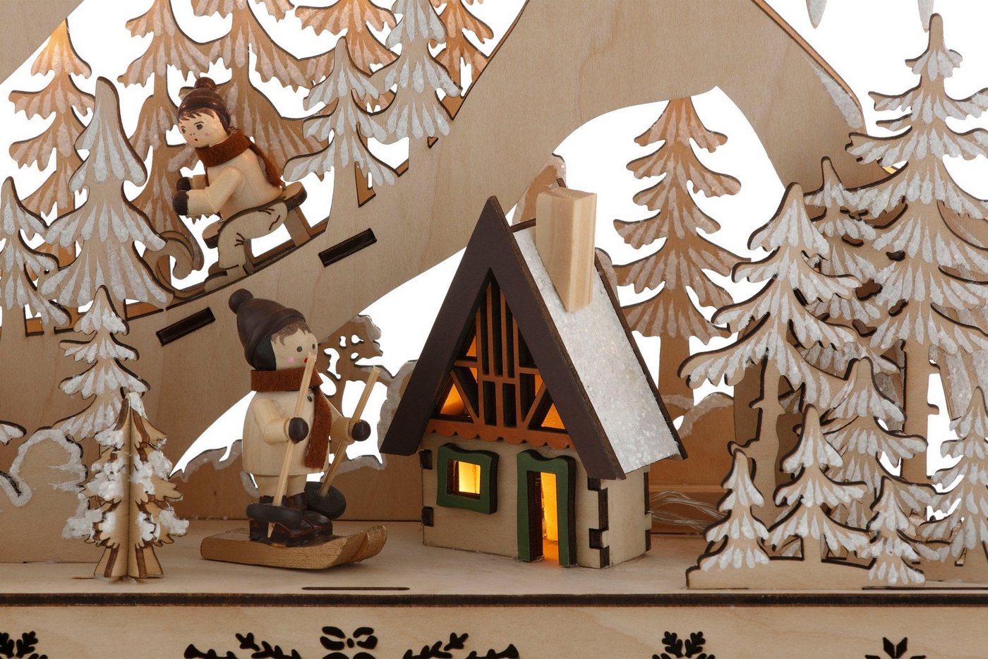 LED Baum »Schneelandschaft«, mit Hütte und Skifahrern, Höhe ca. 48 cm-kaufen
