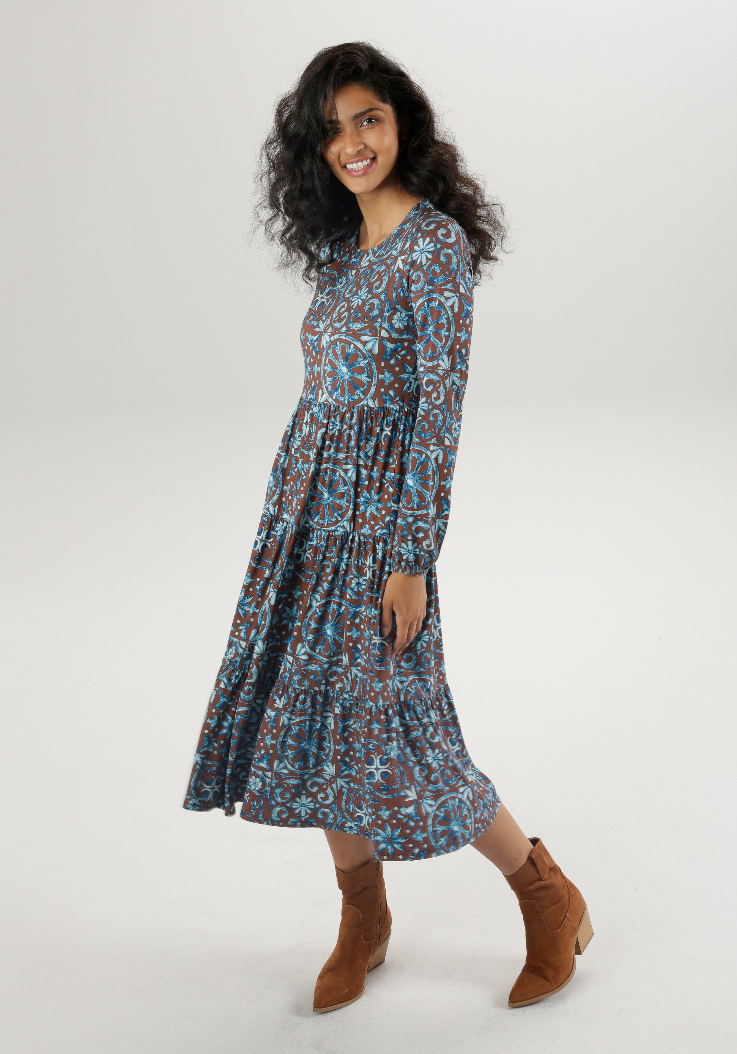 Aniston CASUAL Jerseykleid mit extravaganten Druck - jedes Teil ein Unikat – Bild 4 von 5